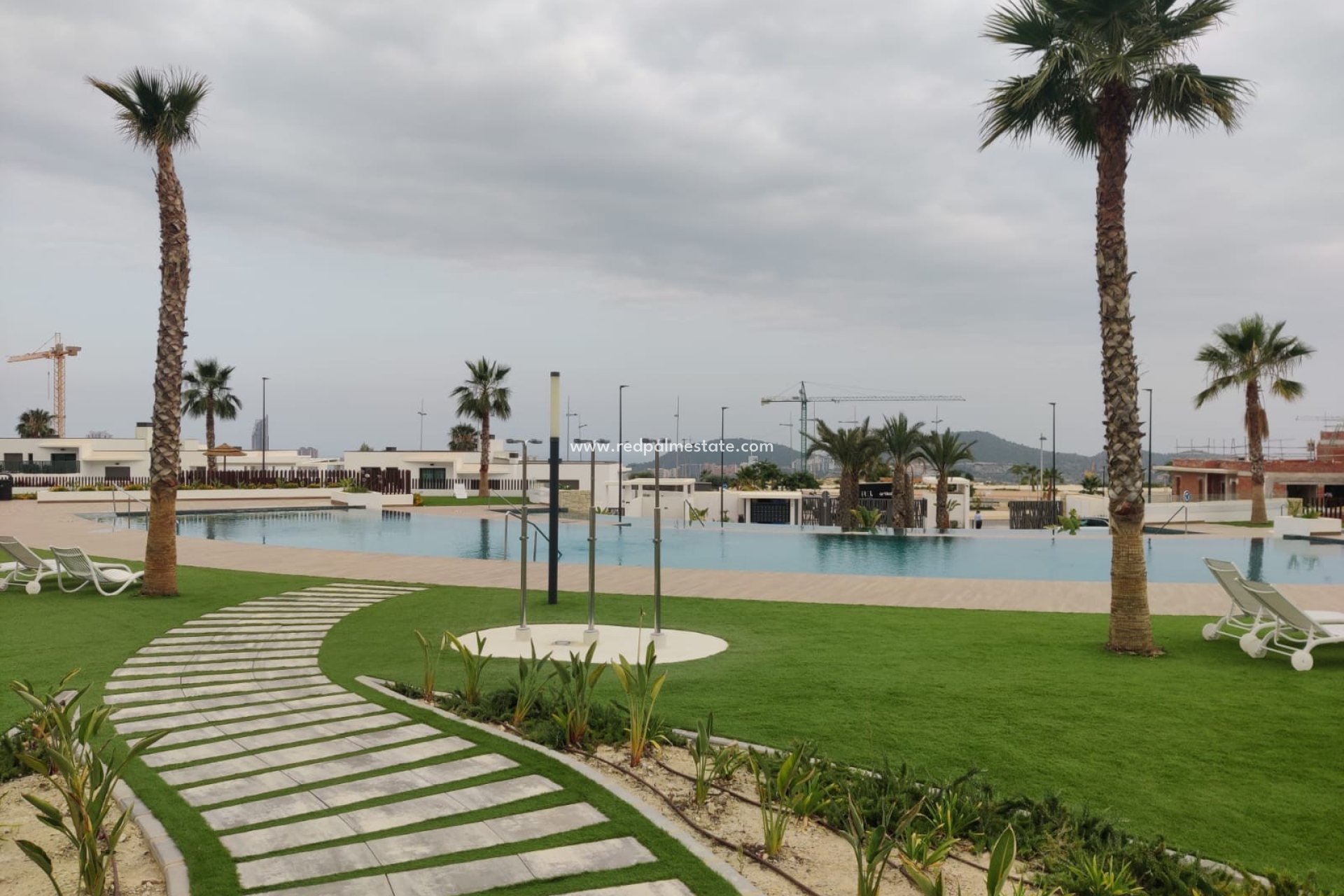 Resale - Apartments -
Finestrat