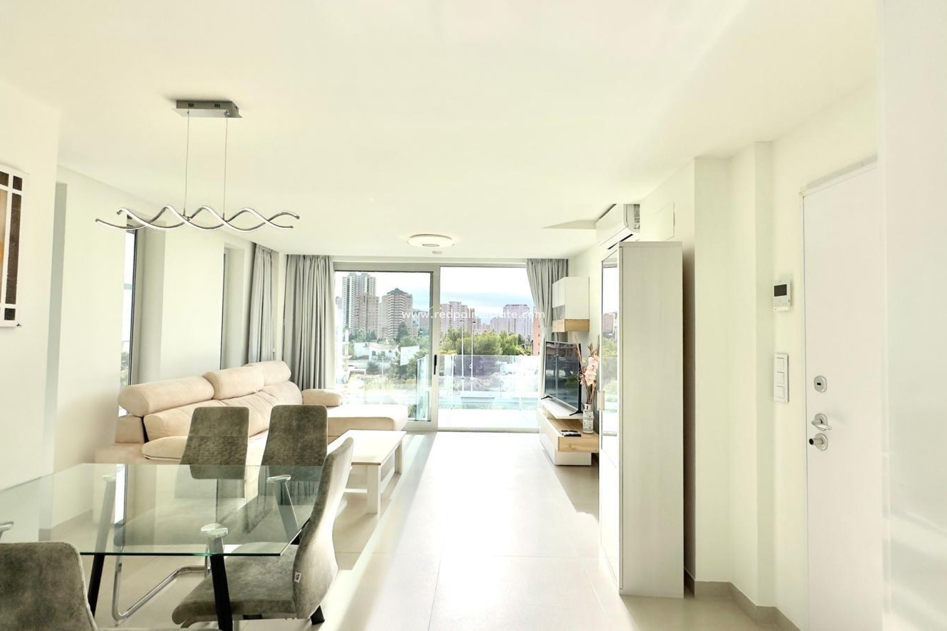 Resale - Apartments -
Finestrat