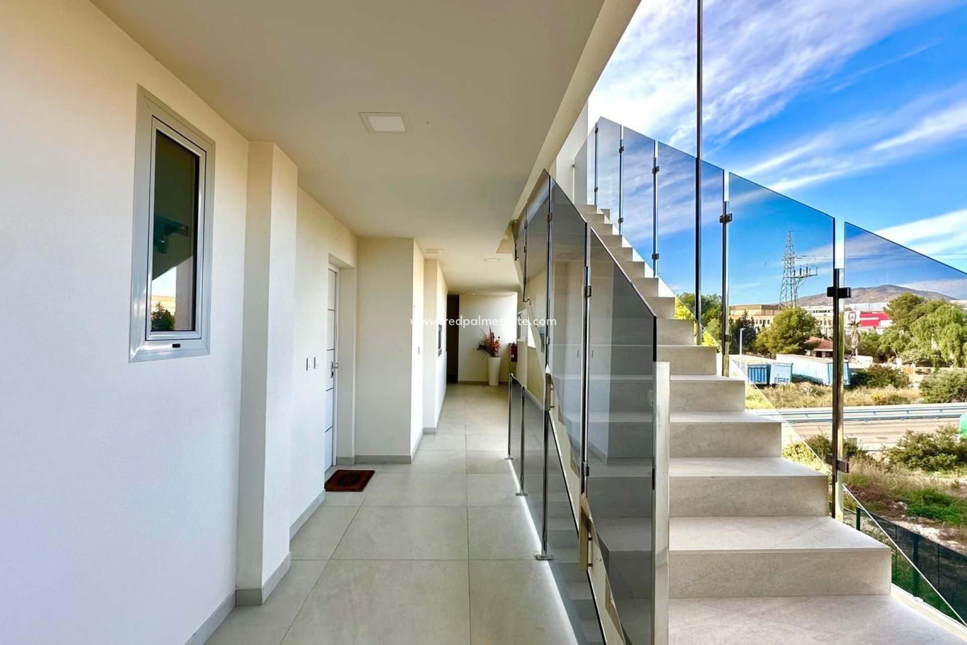 Resale - Apartments -
Finestrat