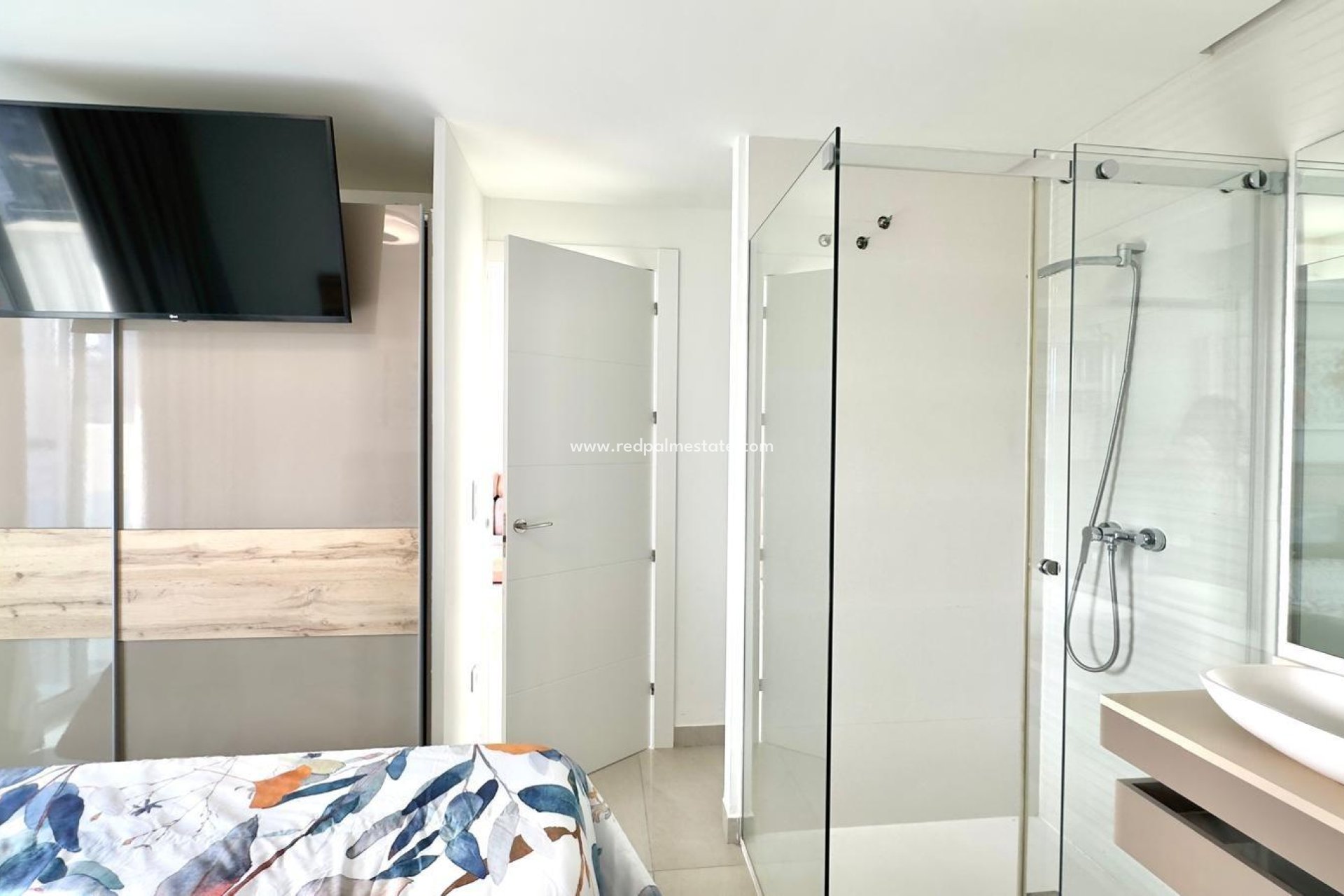 Resale - Apartments -
Finestrat