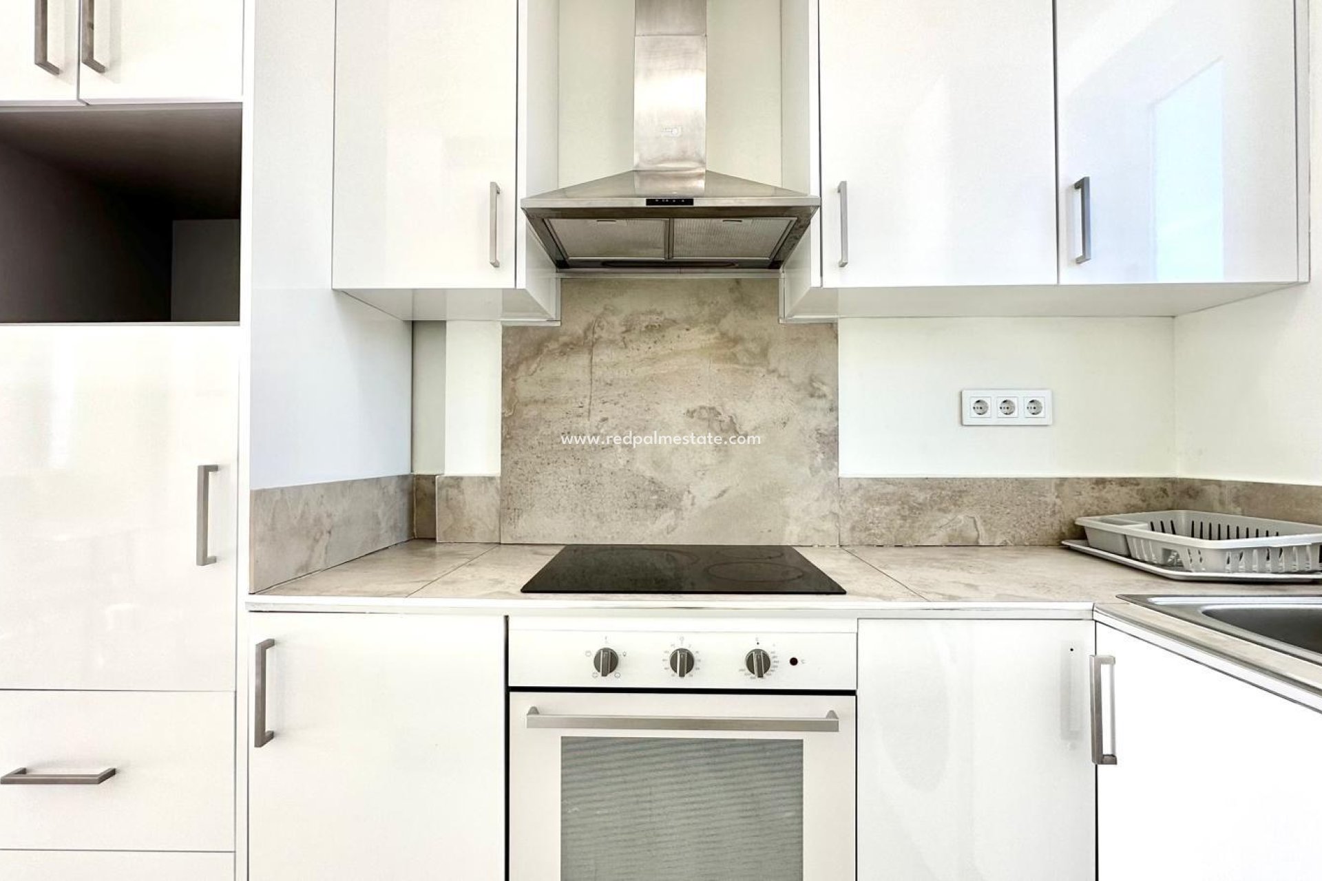 Resale - Apartments -
Finestrat