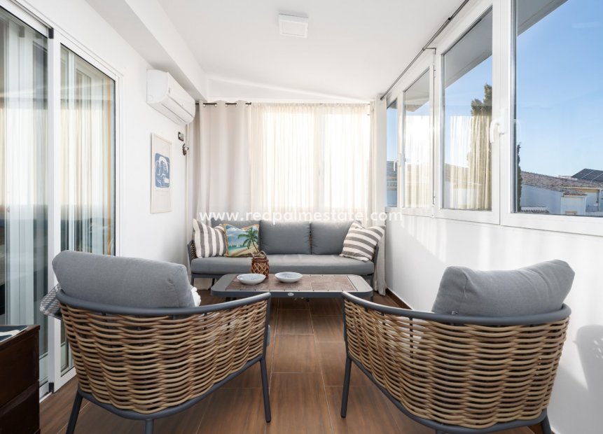 Resale - Apartments -
Gran Alacant