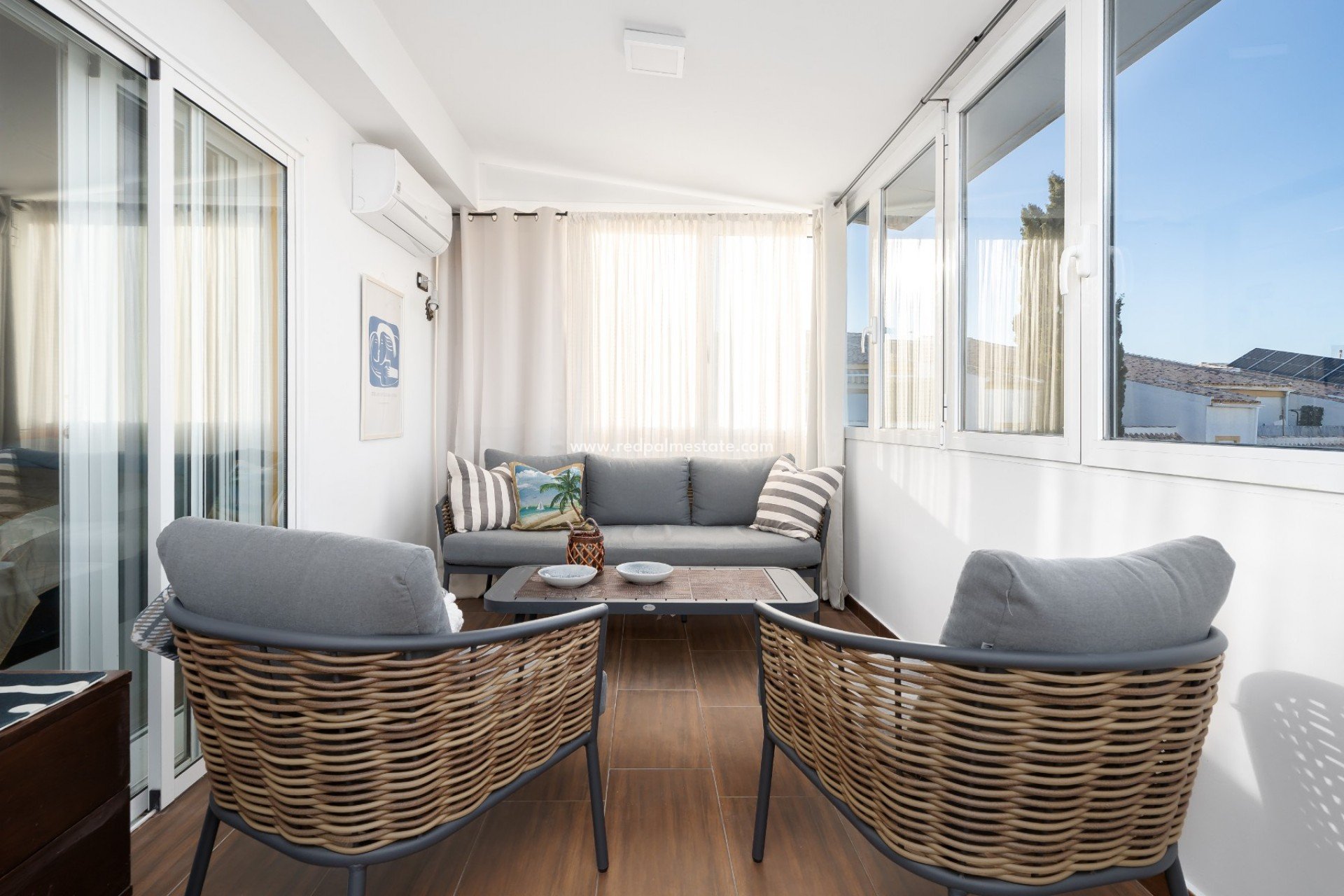 Resale - Apartments -
Gran Alacant