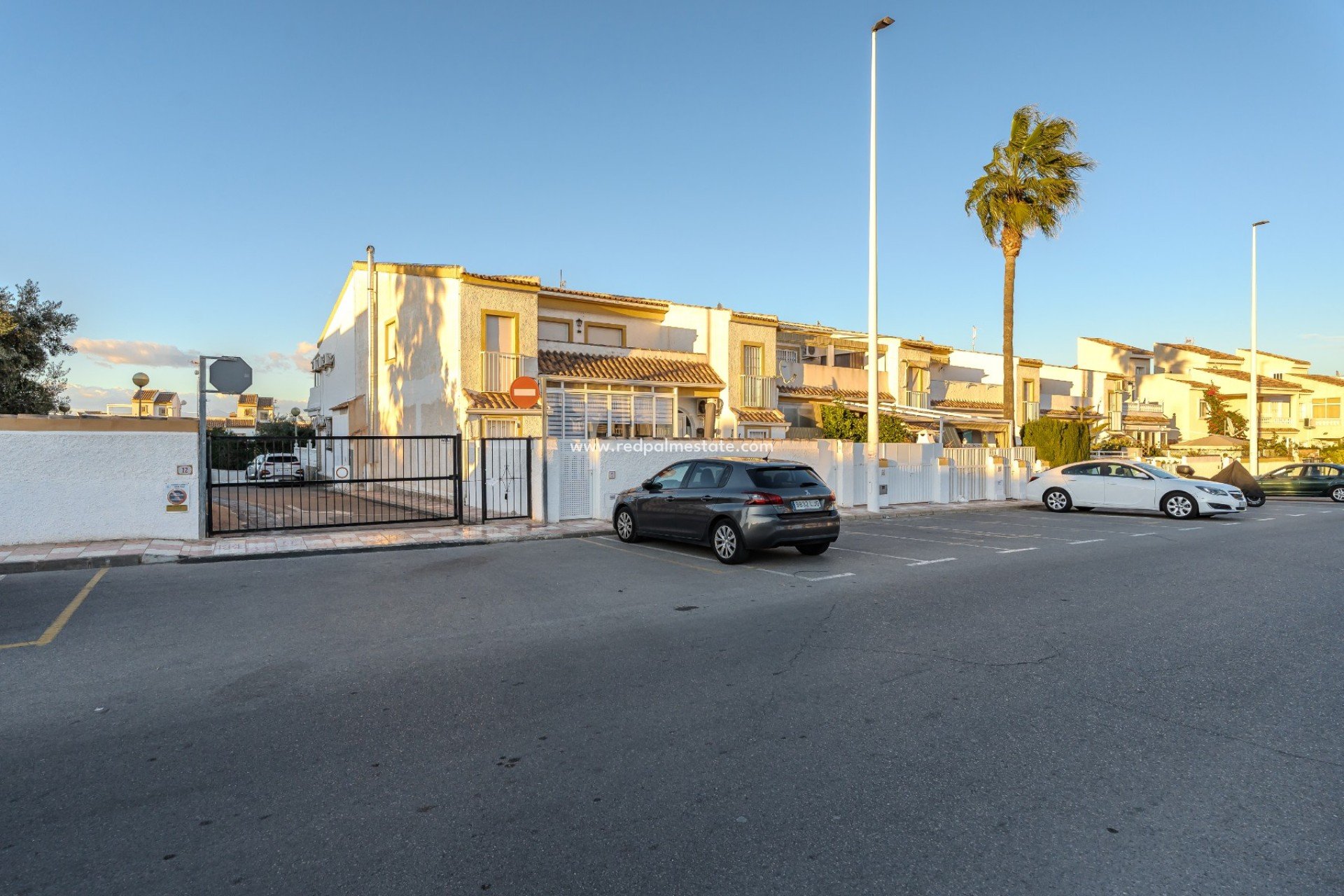 Resale - Apartments -
Gran Alacant