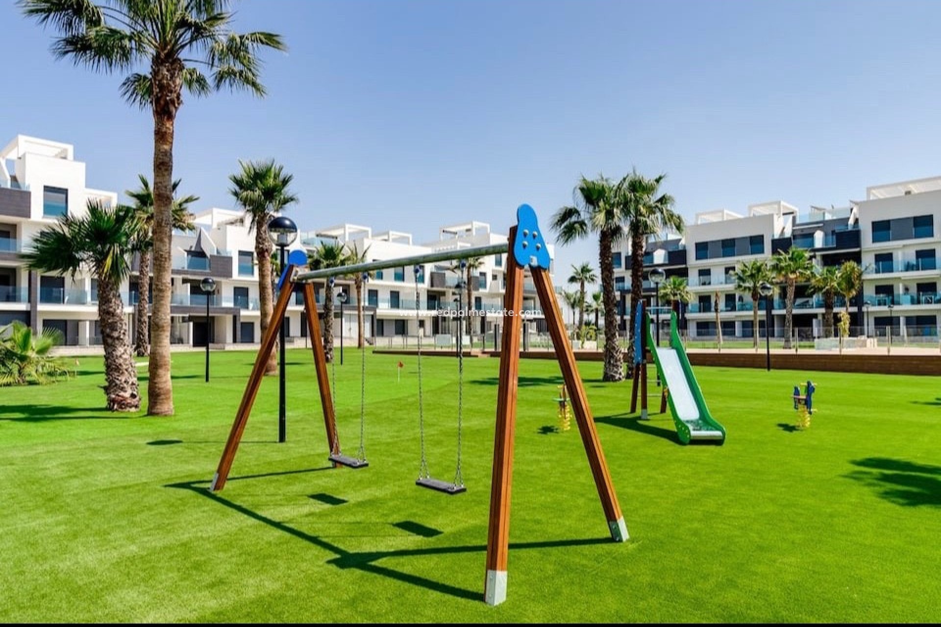 Resale - Apartments -
Guardamar del Segura - El Raso