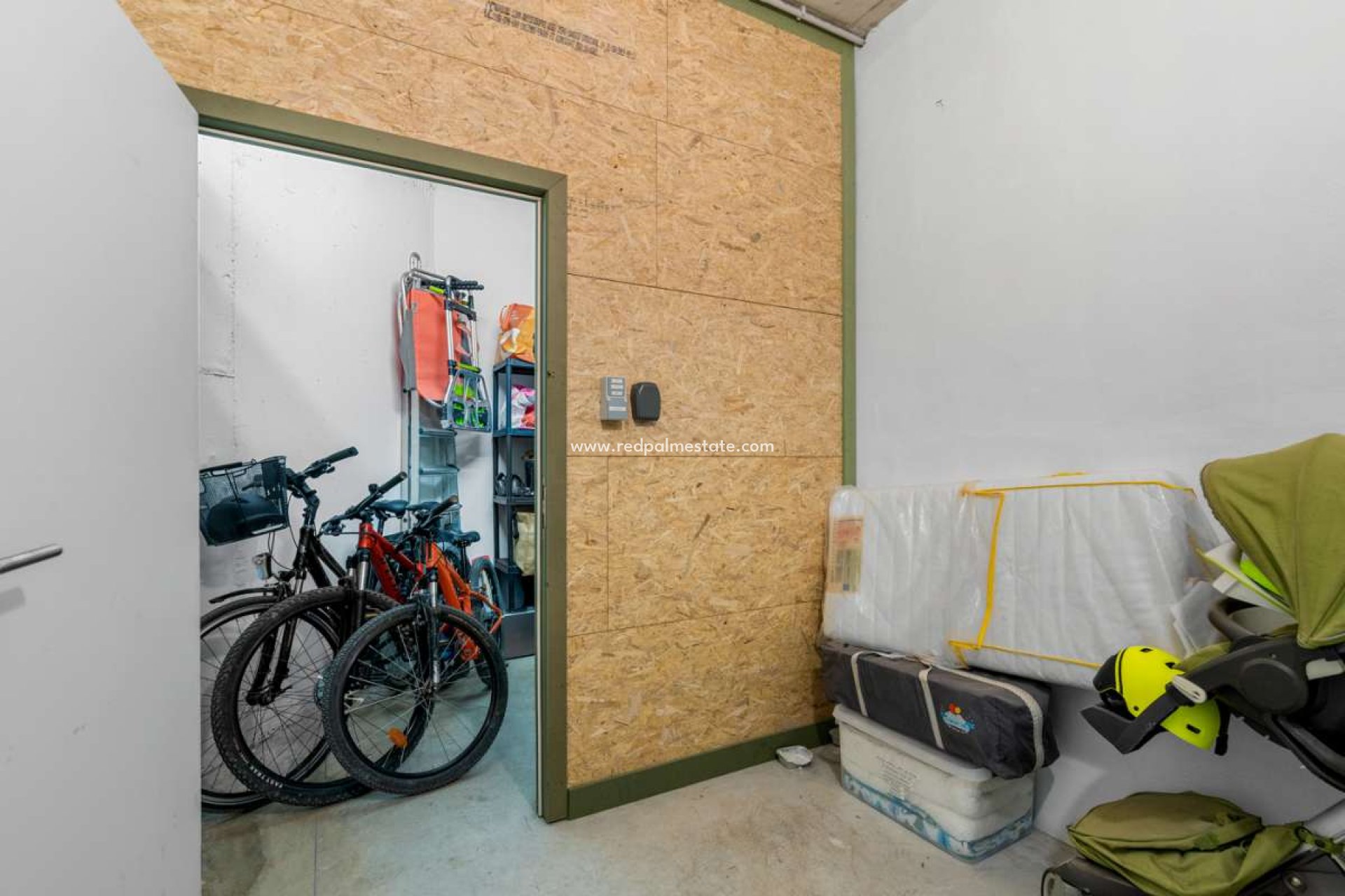 Resale - Apartments -
Guardamar del Segura - El Raso