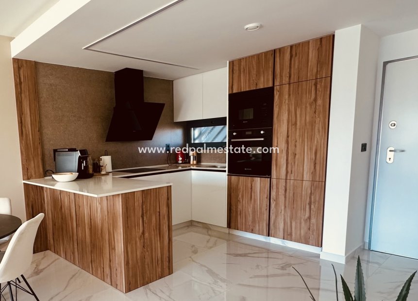 Resale - Apartments -
Guardamar del Segura - El Raso