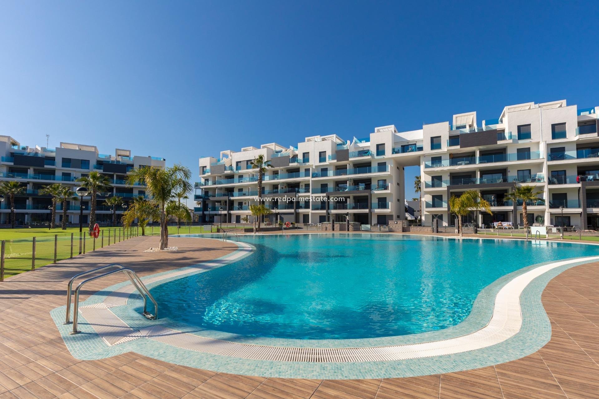 Resale - Apartments -
Guardamar del Segura - El Raso