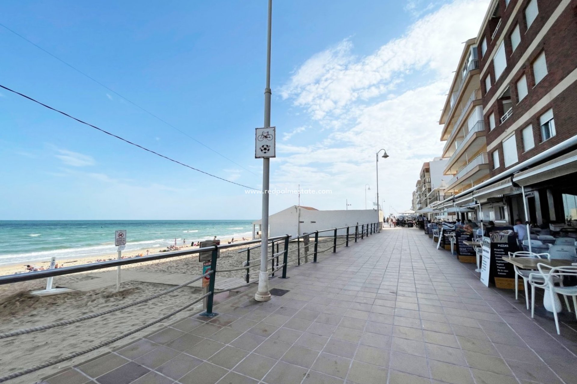 Resale - Apartments -
Guardamar del Segura - Playa