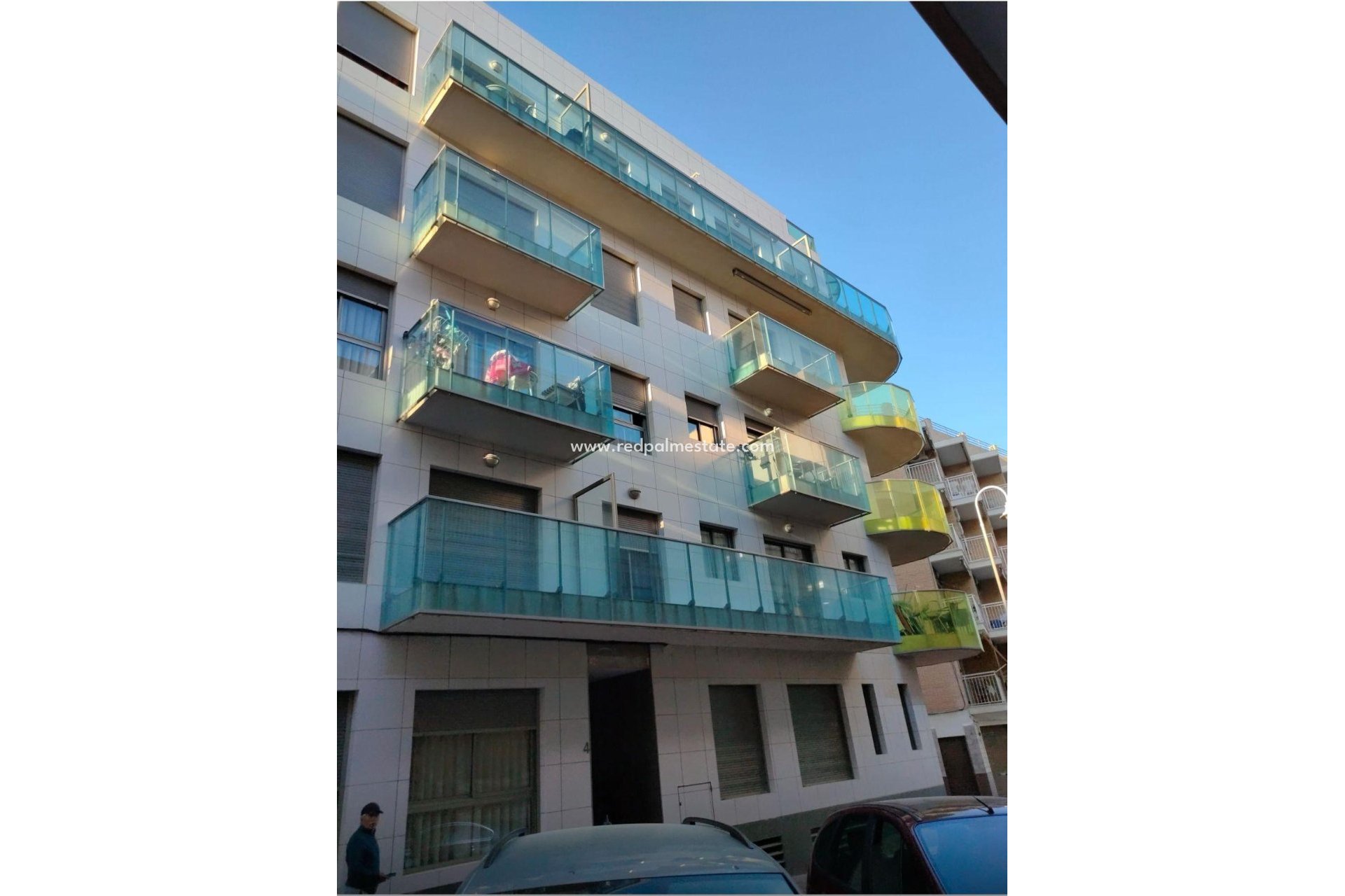 Resale - Apartments -
Guardamar del Segura - Pueblo