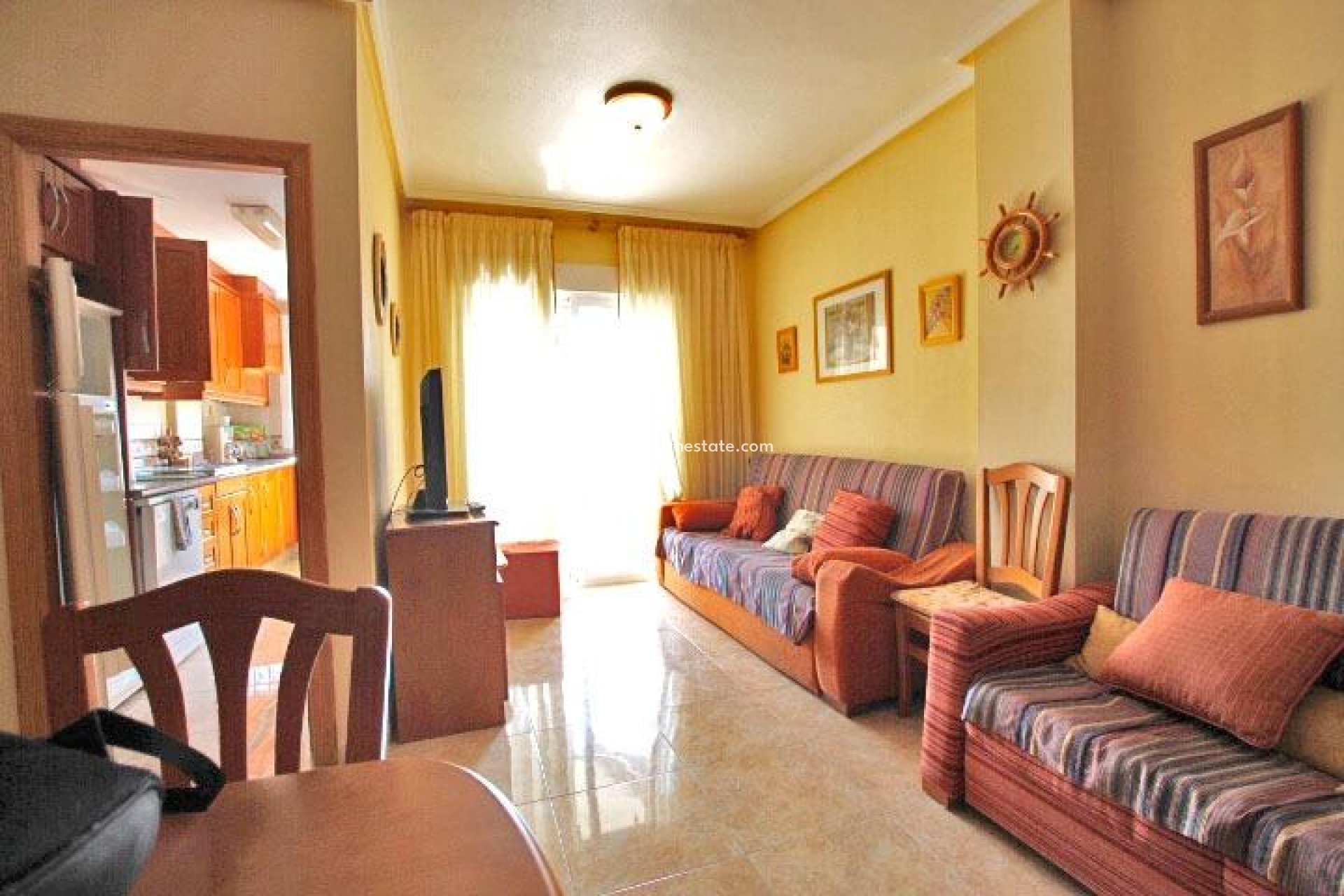 Resale - Apartments -
Guardamar del Segura - Pueblo