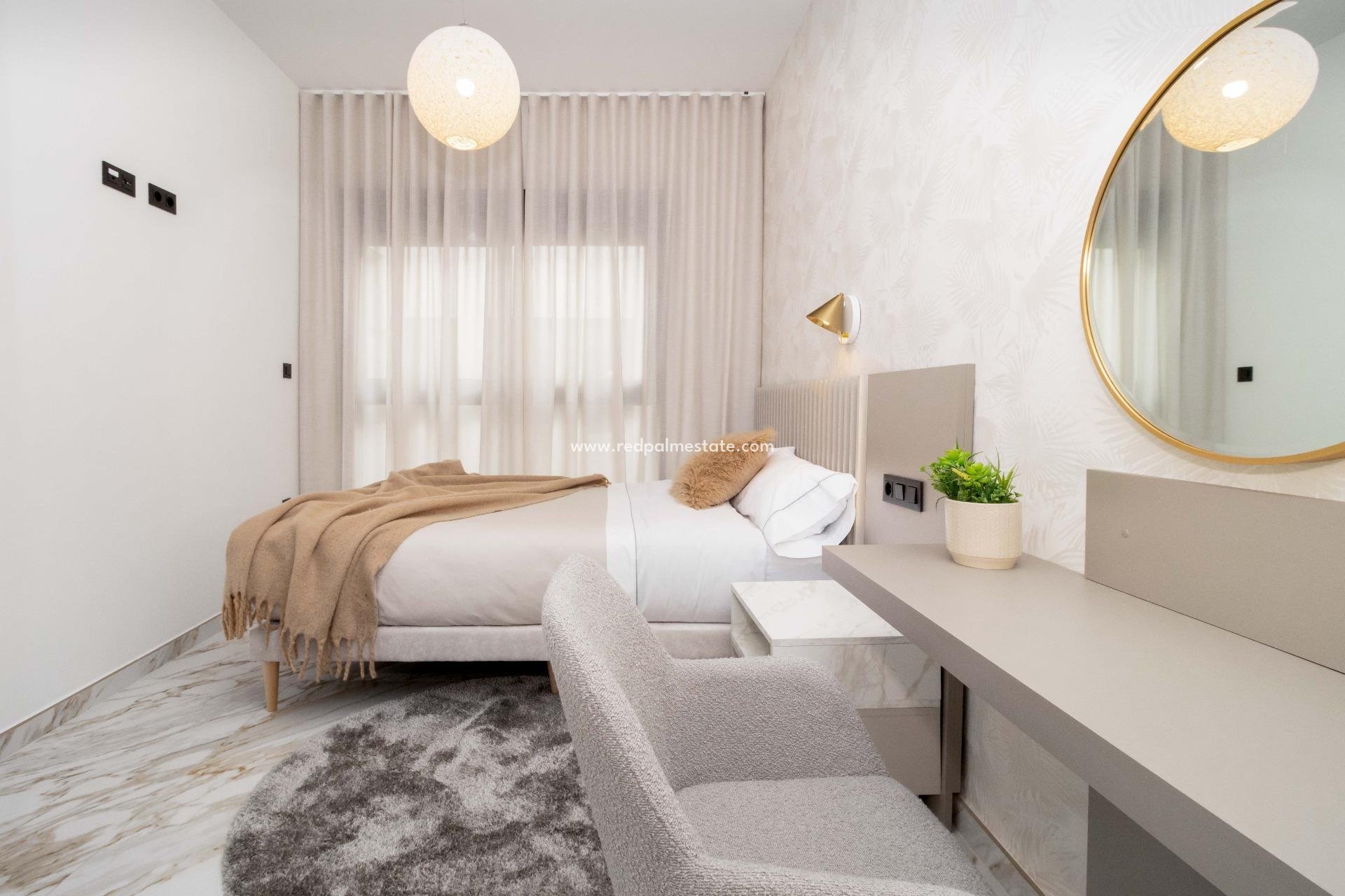 Resale - Apartments -
Guardamar del Segura - Pueblo