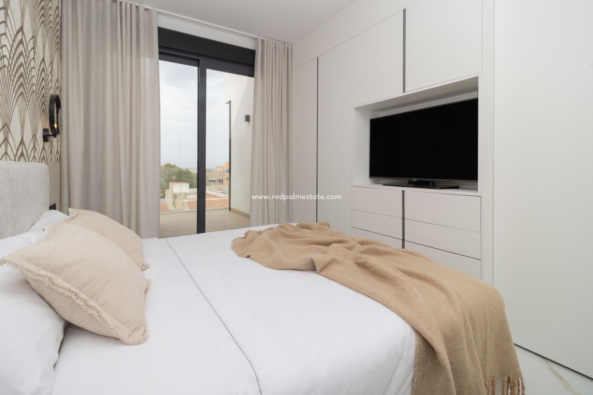 Resale - Apartments -
Guardamar del Segura - Pueblo