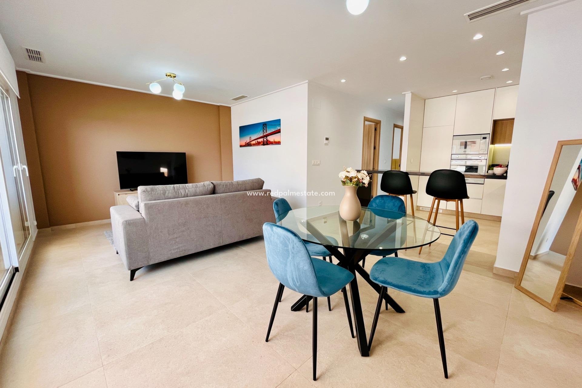 Resale - Apartments -
Guardamar del Segura - Puerto Deportivo