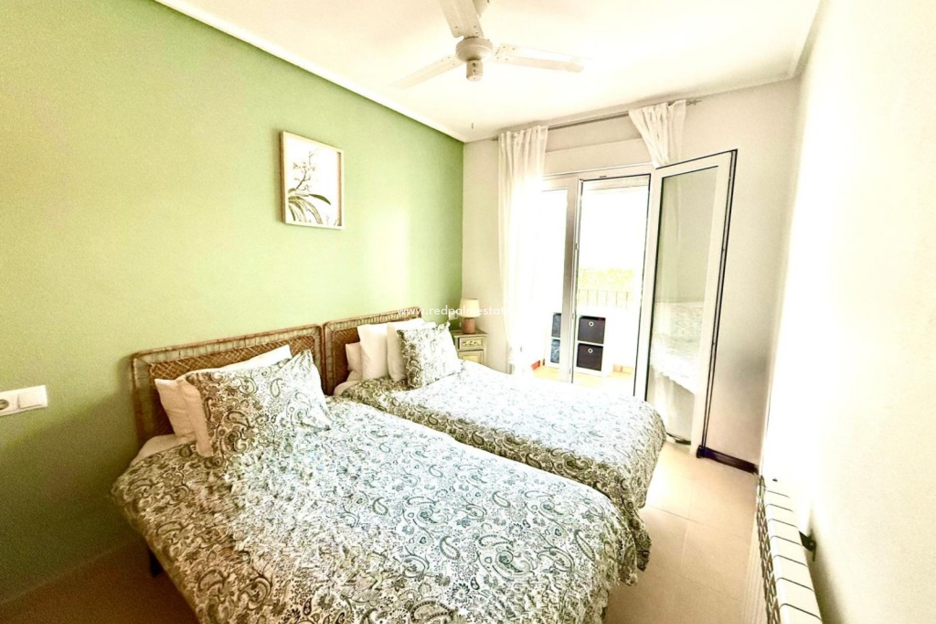 Resale - Apartments -
Hacienda Riquelme Golf Resort - Inland