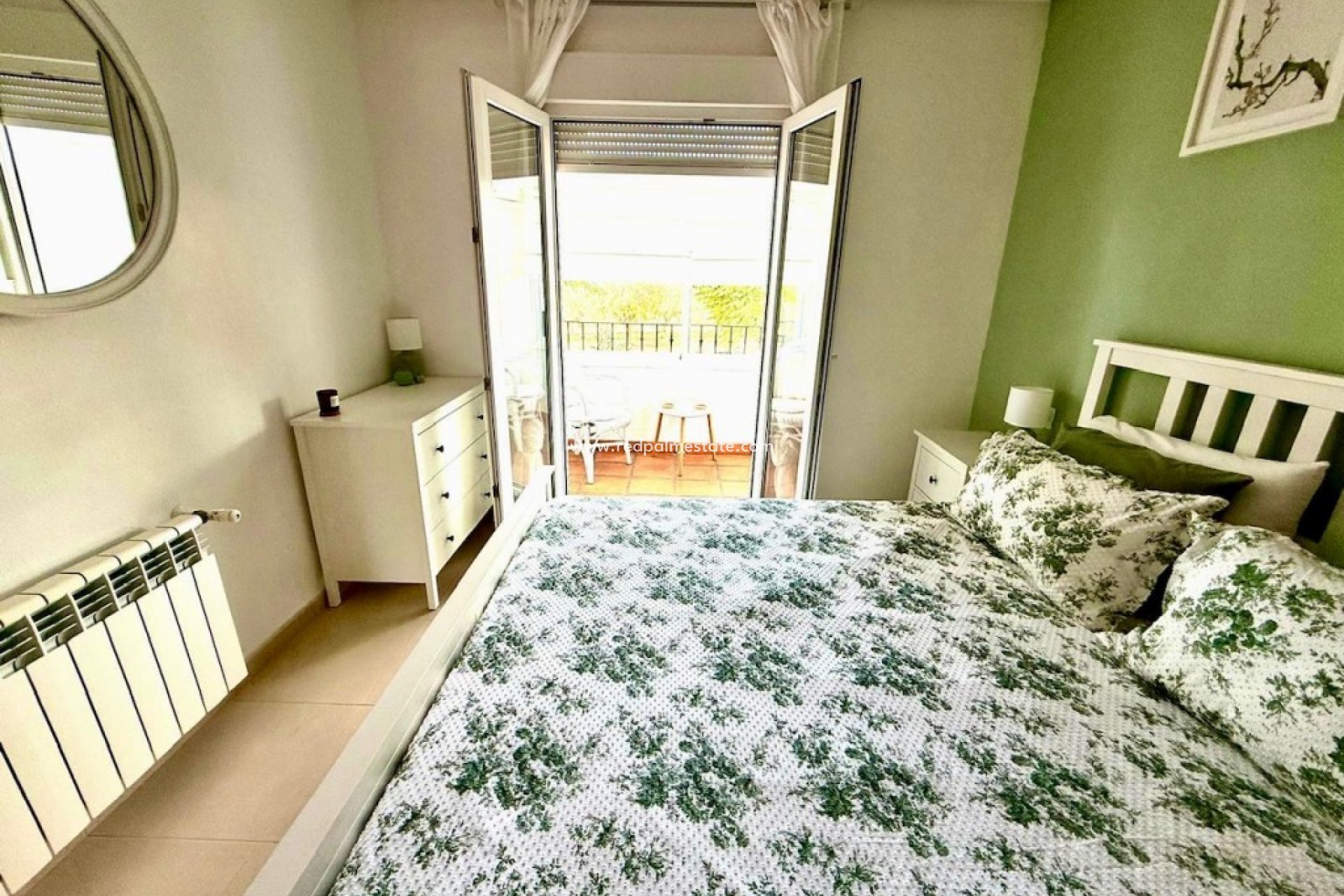 Resale - Apartments -
Hacienda Riquelme Golf Resort - Inland