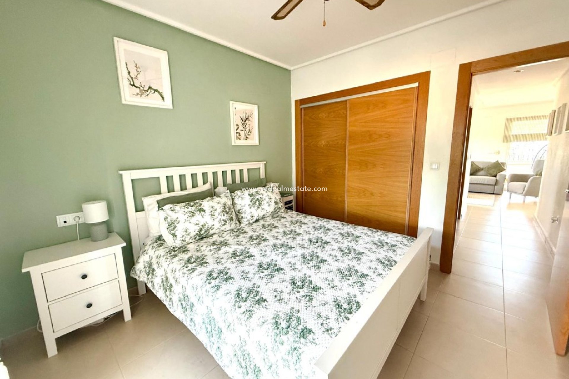 Resale - Apartments -
Hacienda Riquelme Golf Resort - Inland