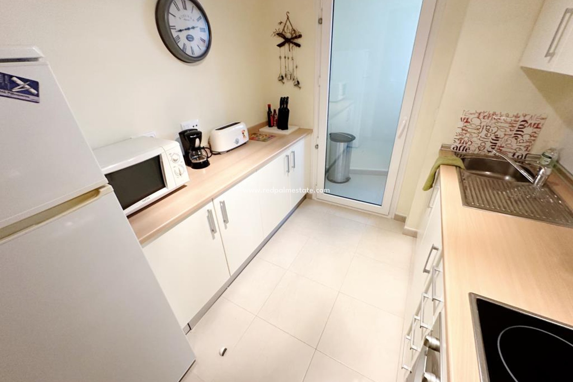 Resale - Apartments -
Hacienda Riquelme Golf Resort - Inland