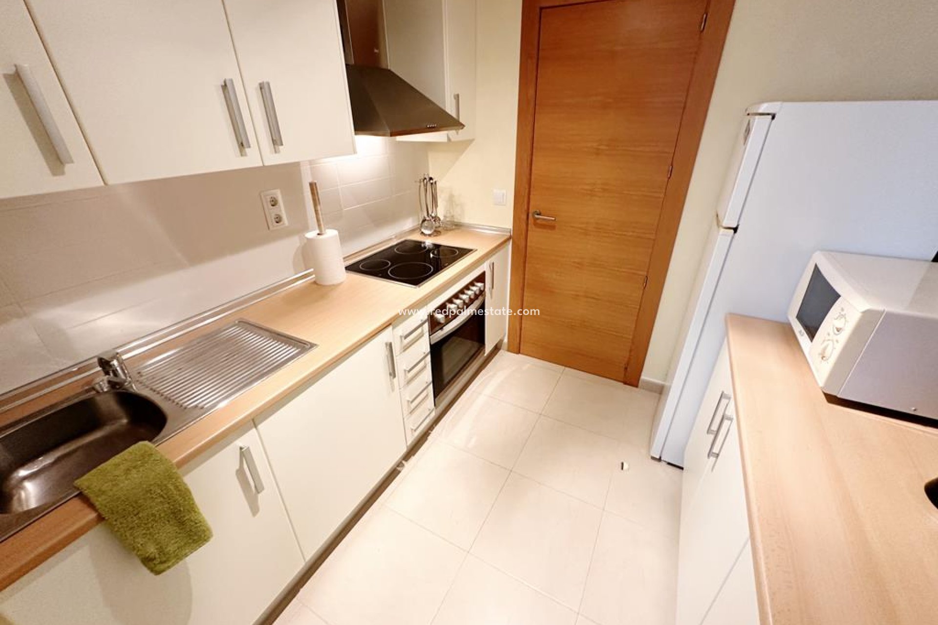 Resale - Apartments -
Hacienda Riquelme Golf Resort - Inland