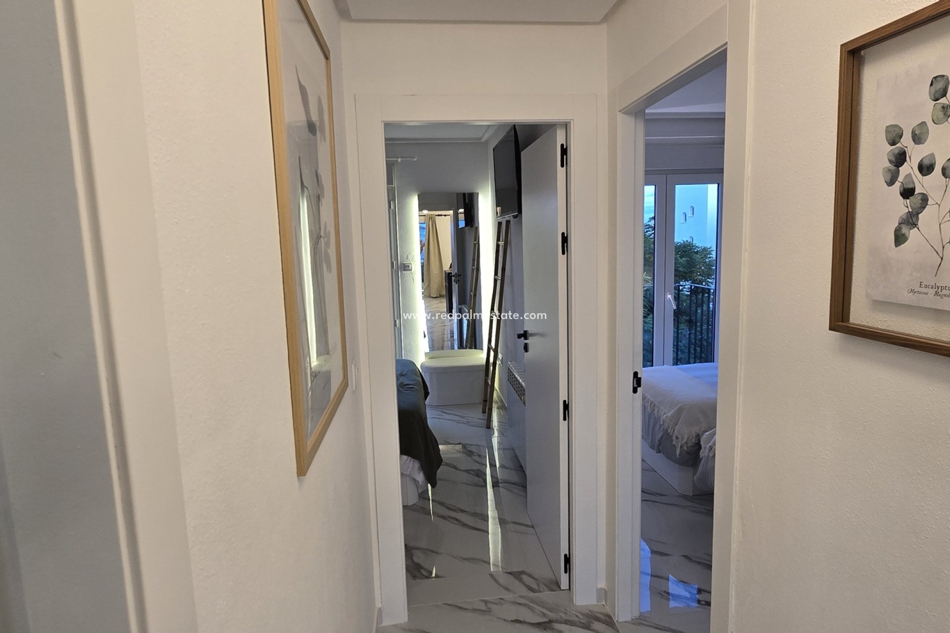 Resale - Apartments -
Hacienda Riquelme Golf Resort - Inland