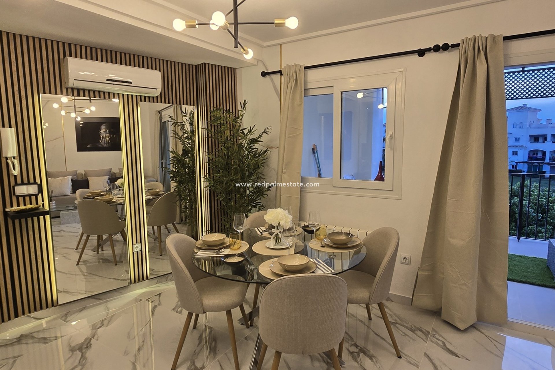 Resale - Apartments -
Hacienda Riquelme Golf Resort - Inland