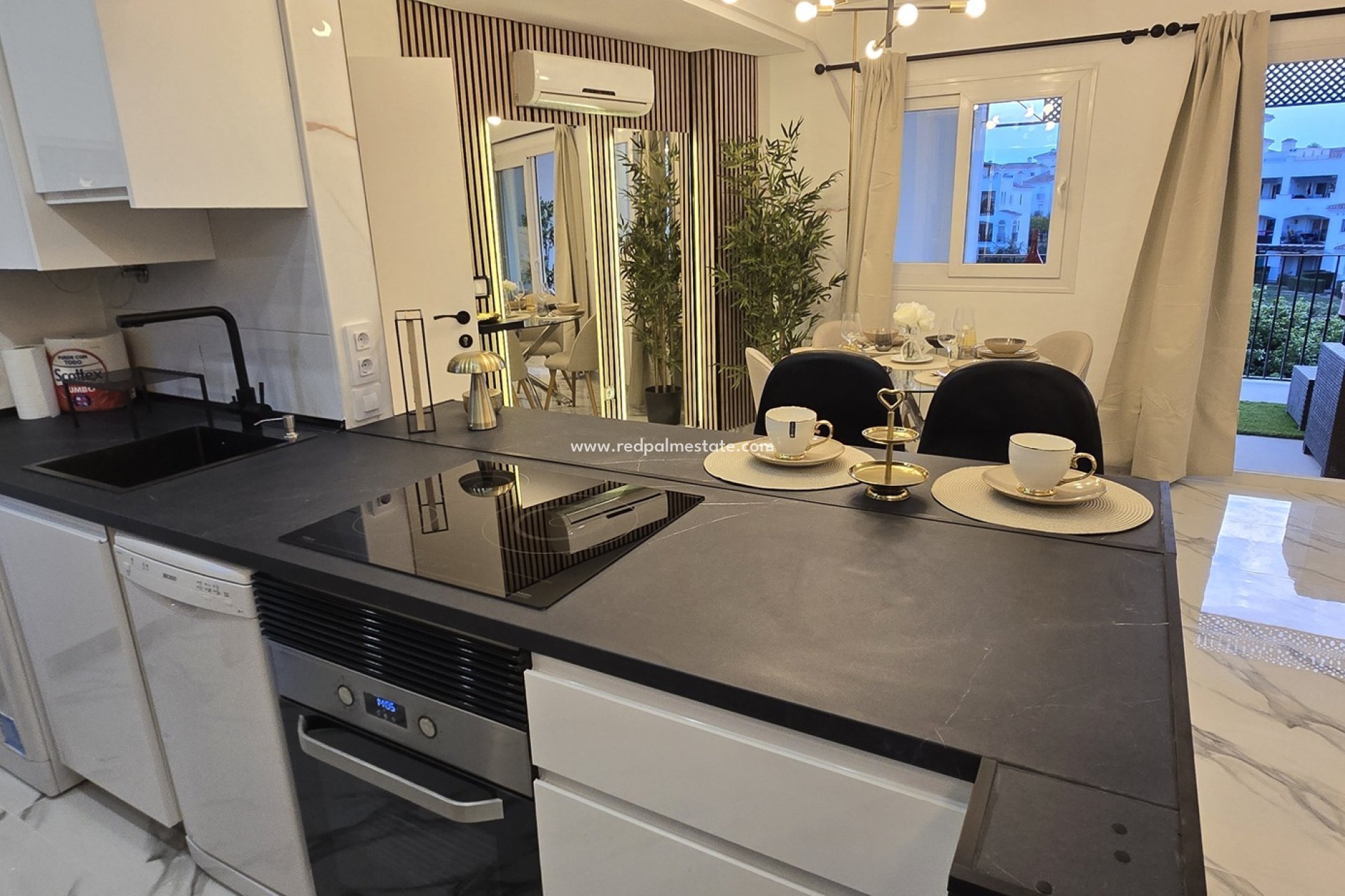 Resale - Apartments -
Hacienda Riquelme Golf Resort - Inland