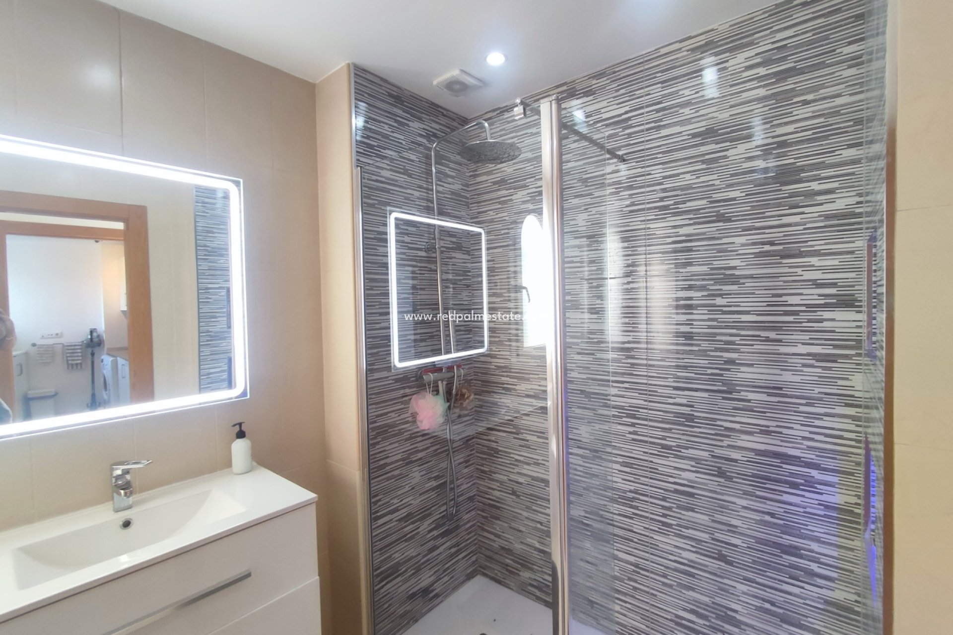 Resale - Apartments -
Hacienda Riquelme Golf Resort - Inland