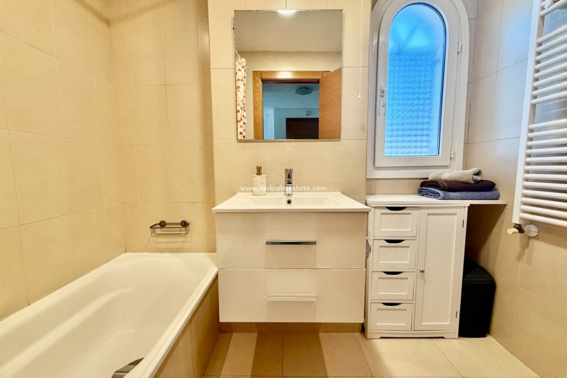 Resale - Apartments -
Hacienda Riquelme Golf Resort - Inland