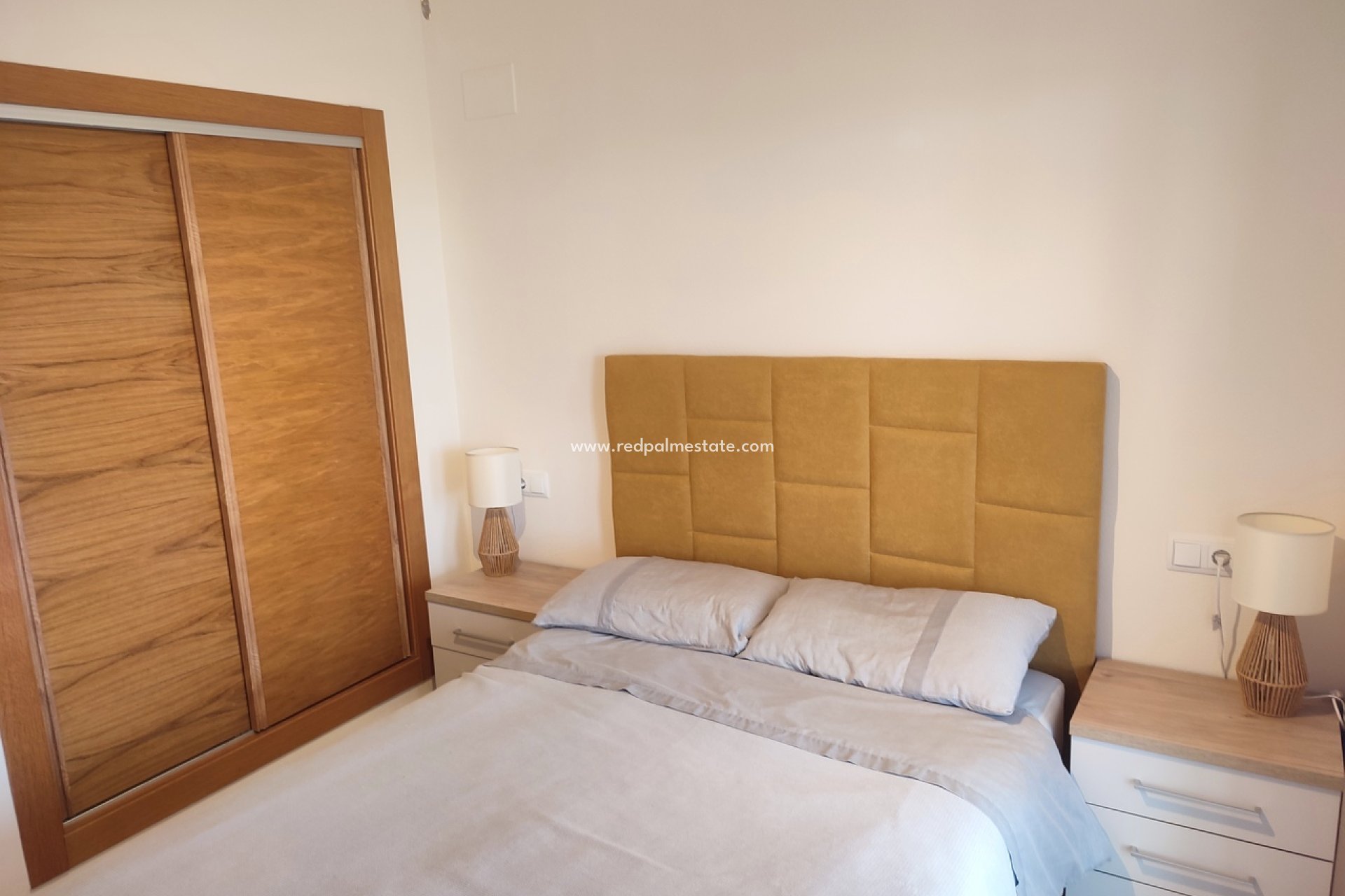 Resale - Apartments -
Hacienda Riquelme Golf Resort - Inland