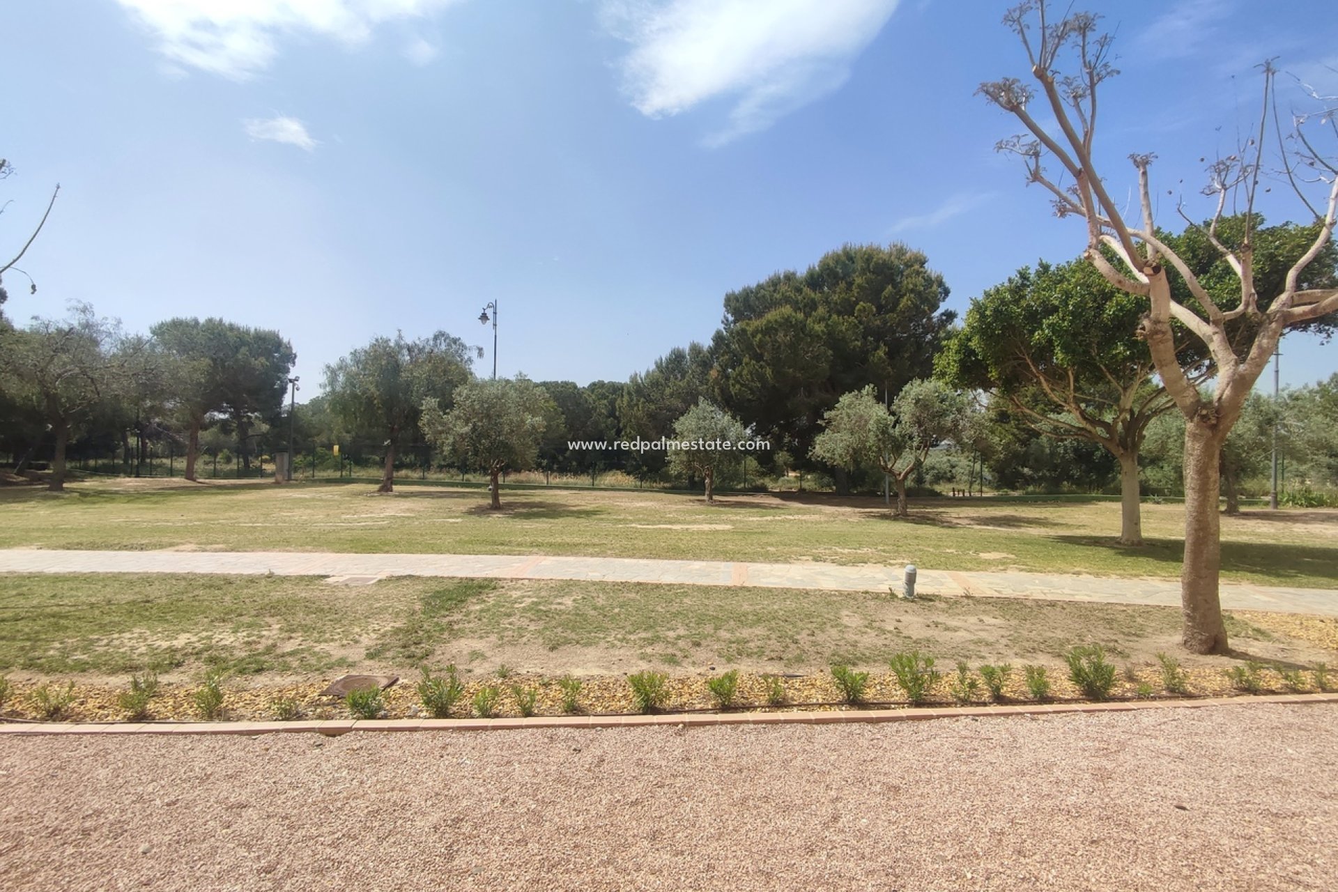 Resale - Apartments -
Hacienda Riquelme Golf Resort - Inland