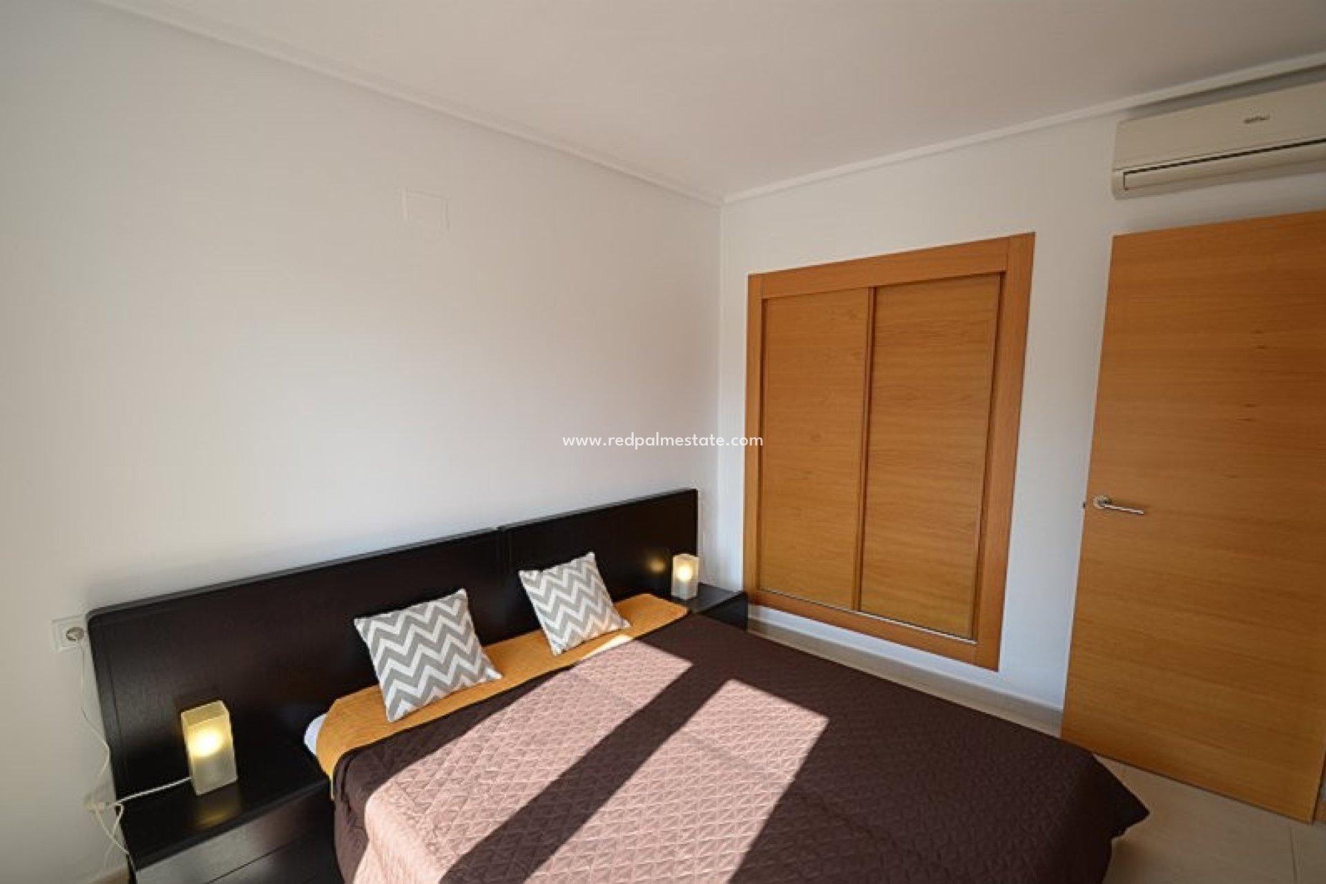 Resale - Apartments -
Hacienda Riquelme Golf Resort