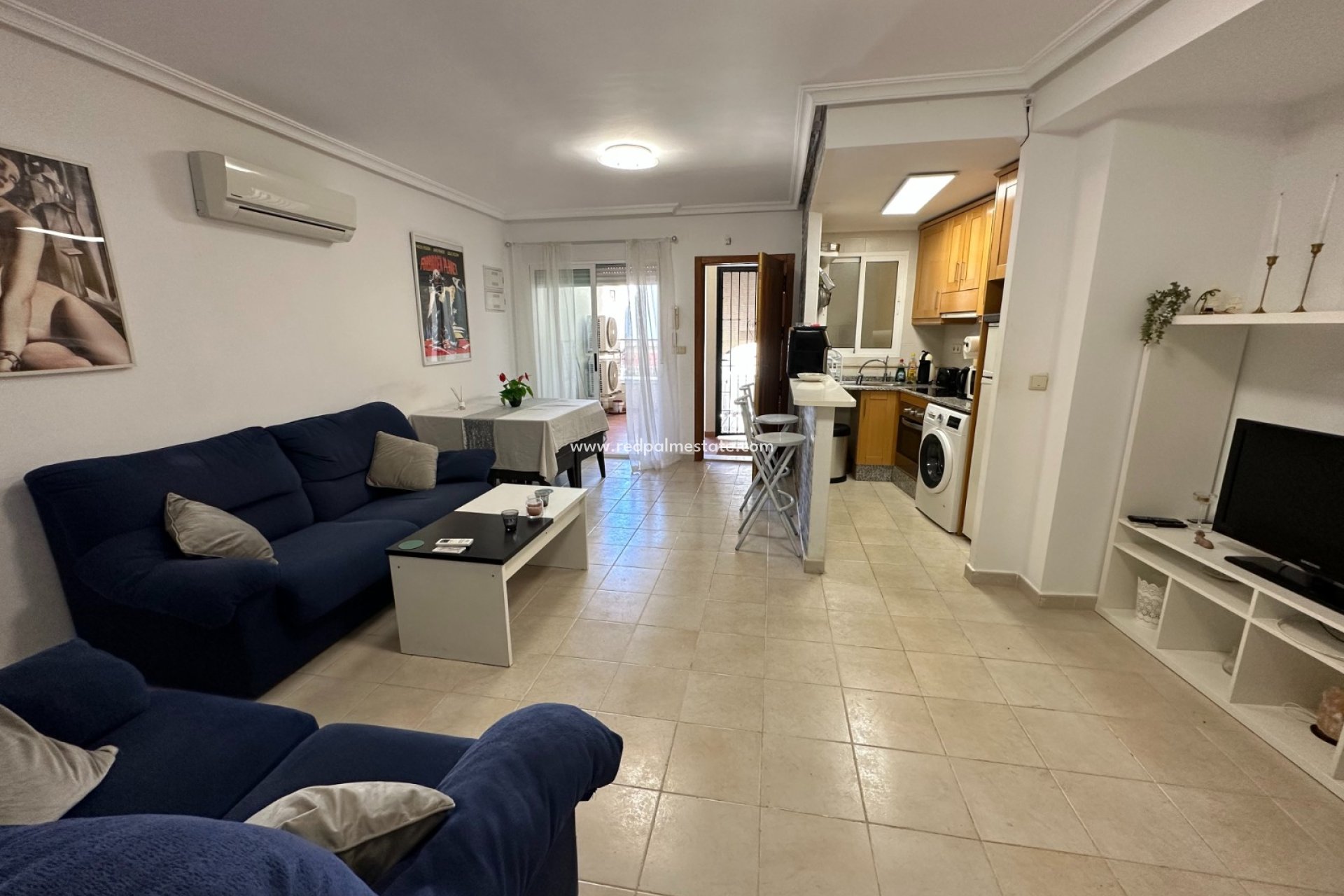 Resale - Apartments -
Jacarilla - Inland