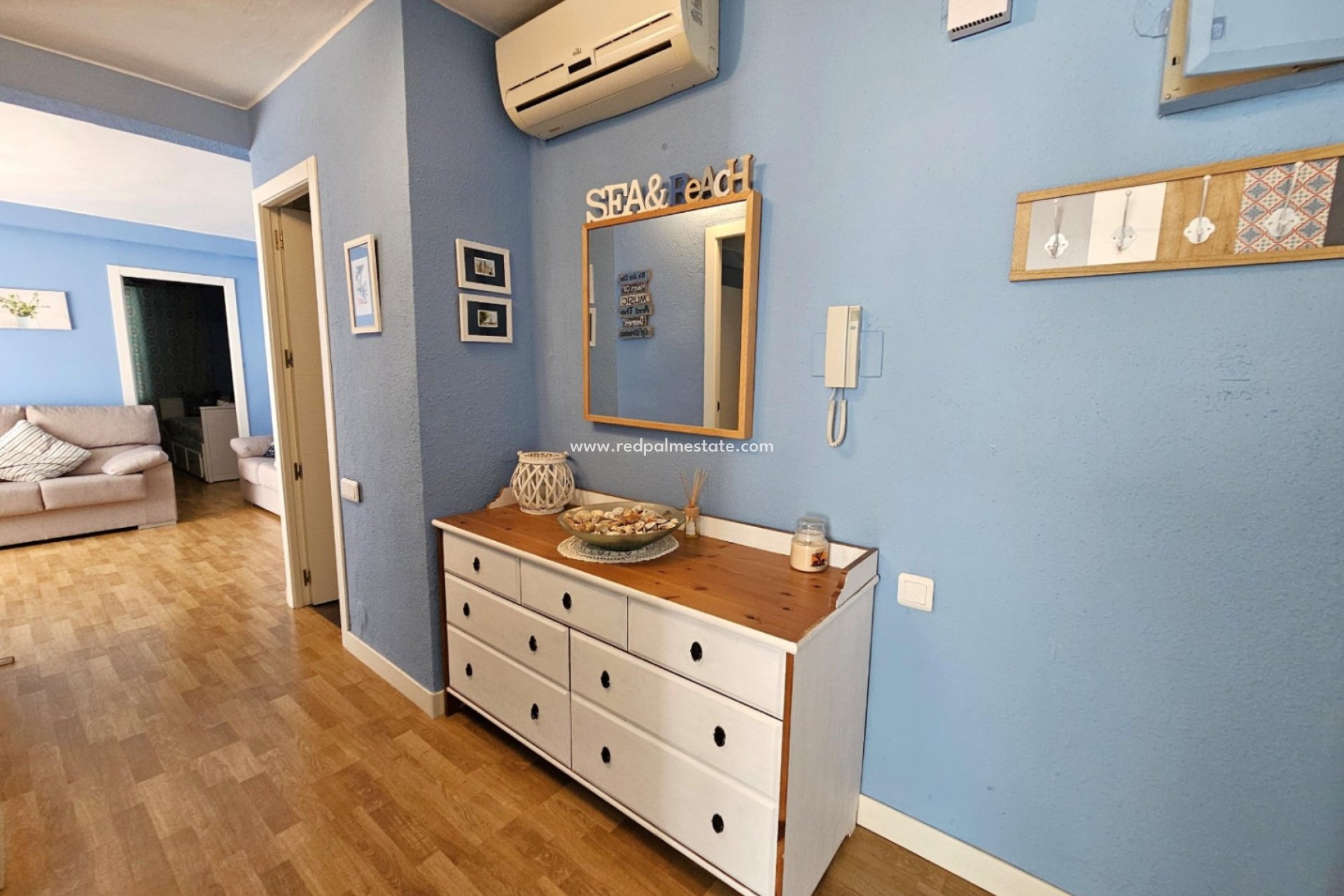 Resale - Apartments -
Jávea