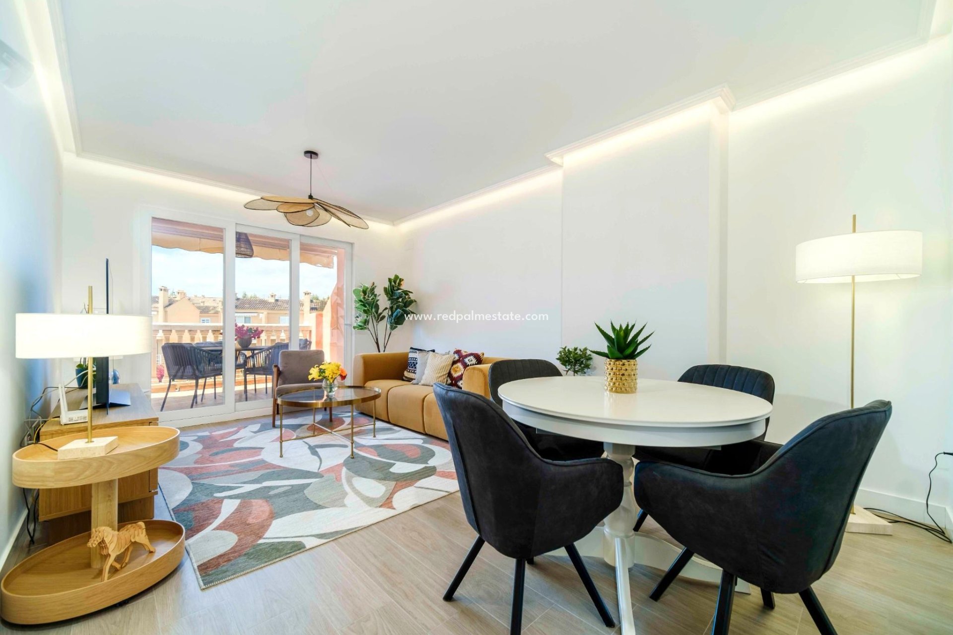 Resale - Apartments -
Jávea