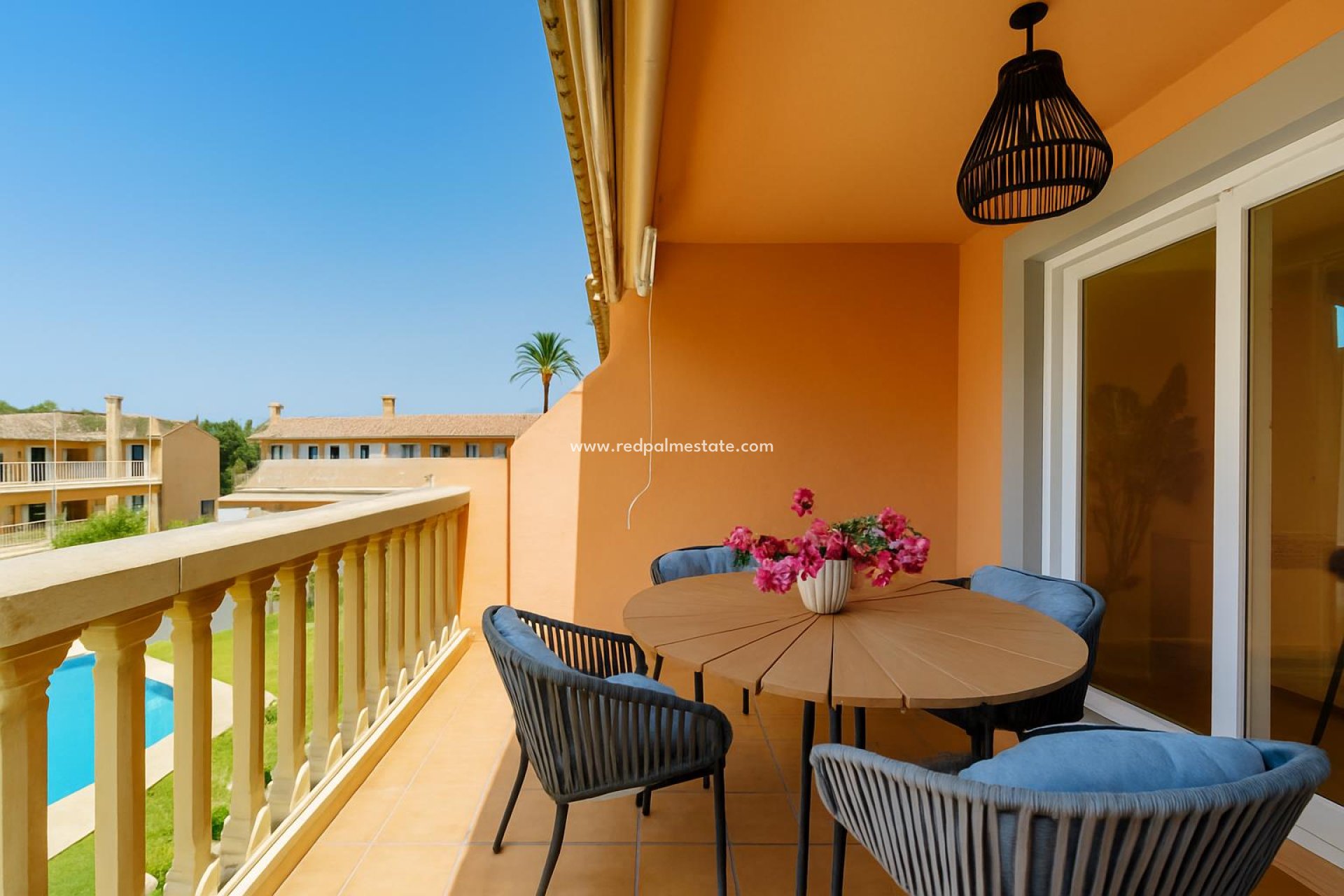 Resale - Apartments -
Jávea