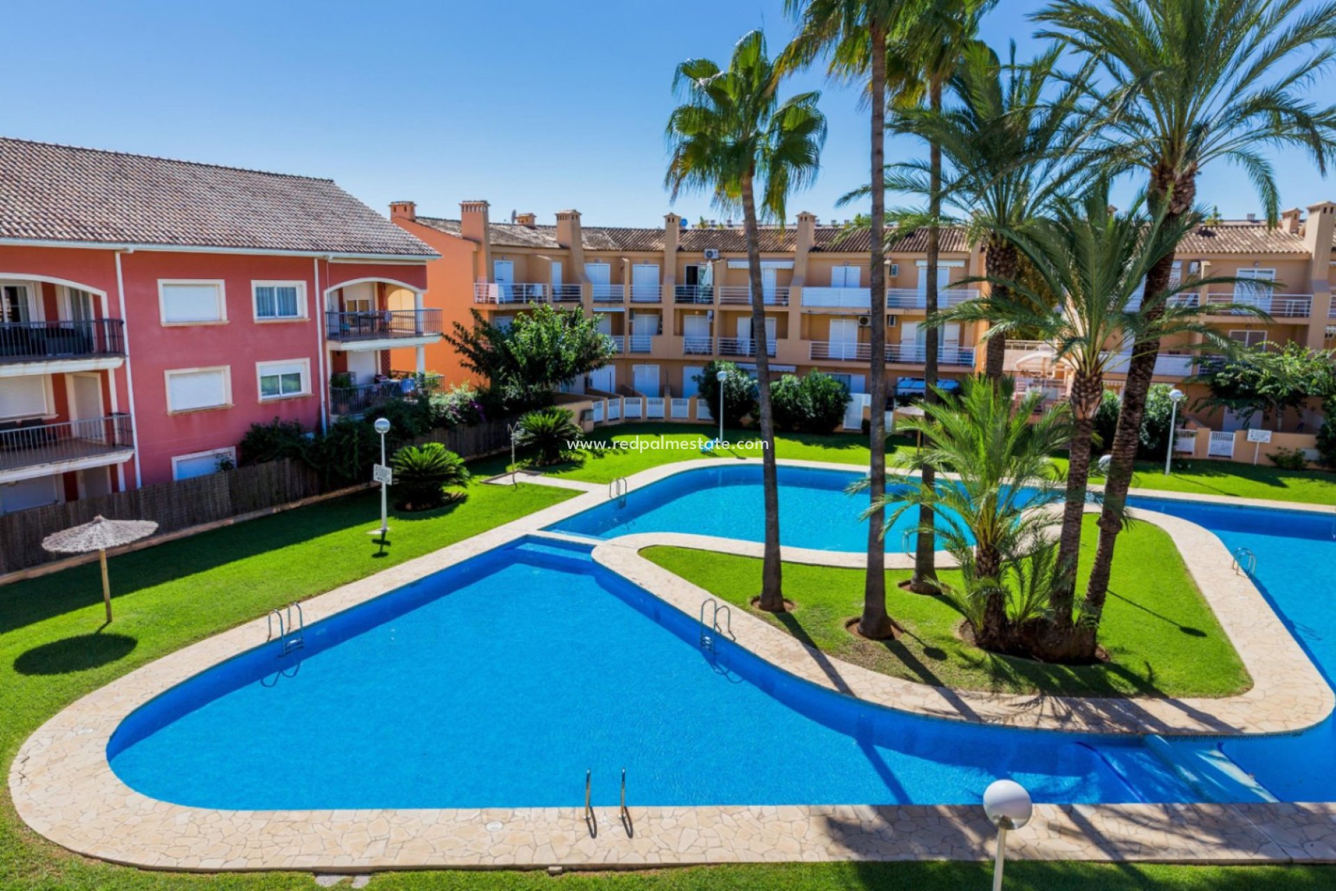 Resale - Apartments -
Jávea