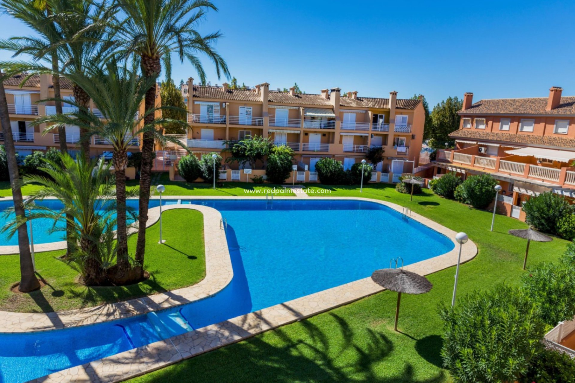 Resale - Apartments -
Jávea