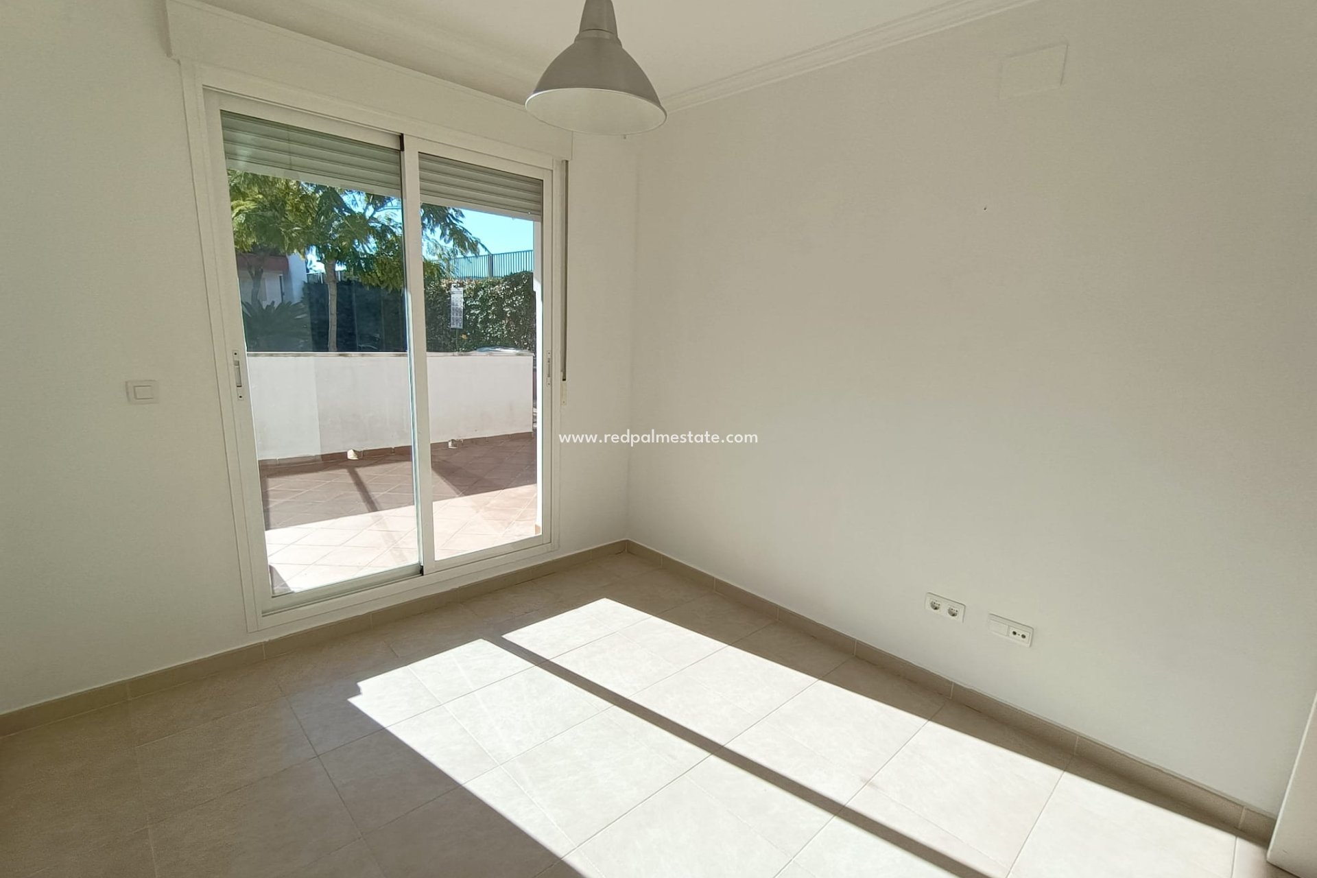 Resale - Apartments -
Jesus Pobre - Inland