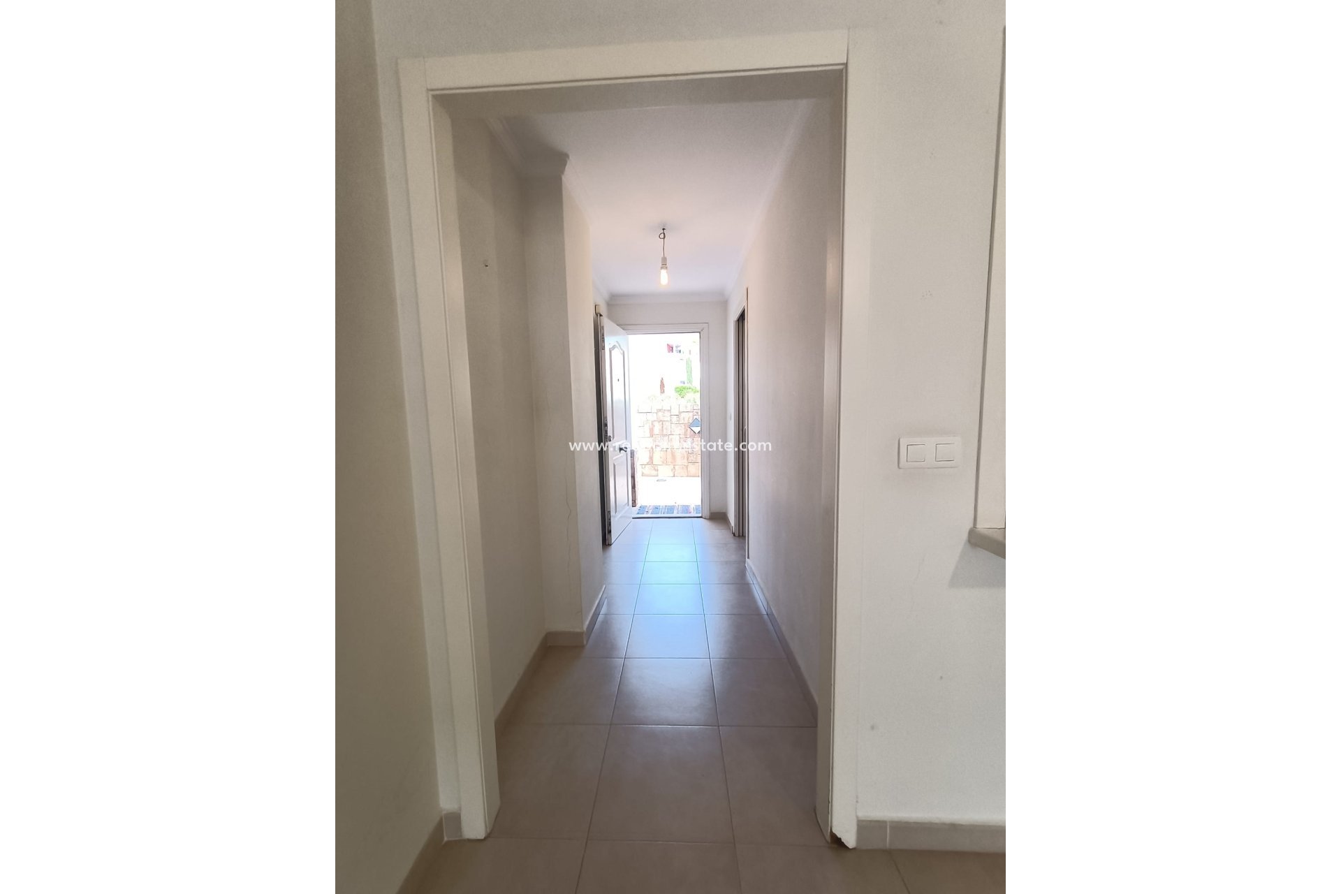 Resale - Apartments -
Jesus Pobre - Inland