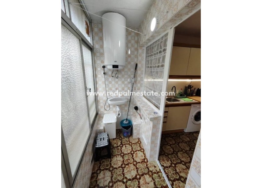 Resale - Apartments -
La Romana - Inland