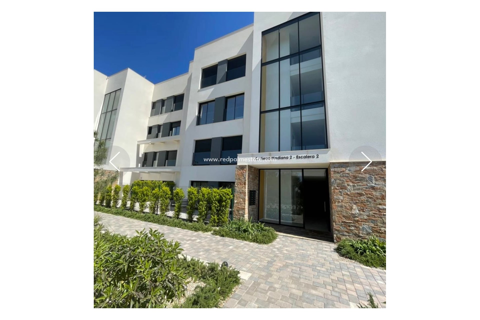 Resale - Apartments -
Las Colinas Golf