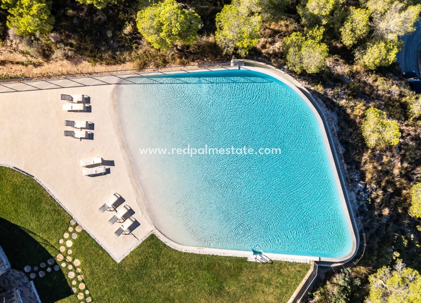 Resale - Apartments -
Las Colinas Golf