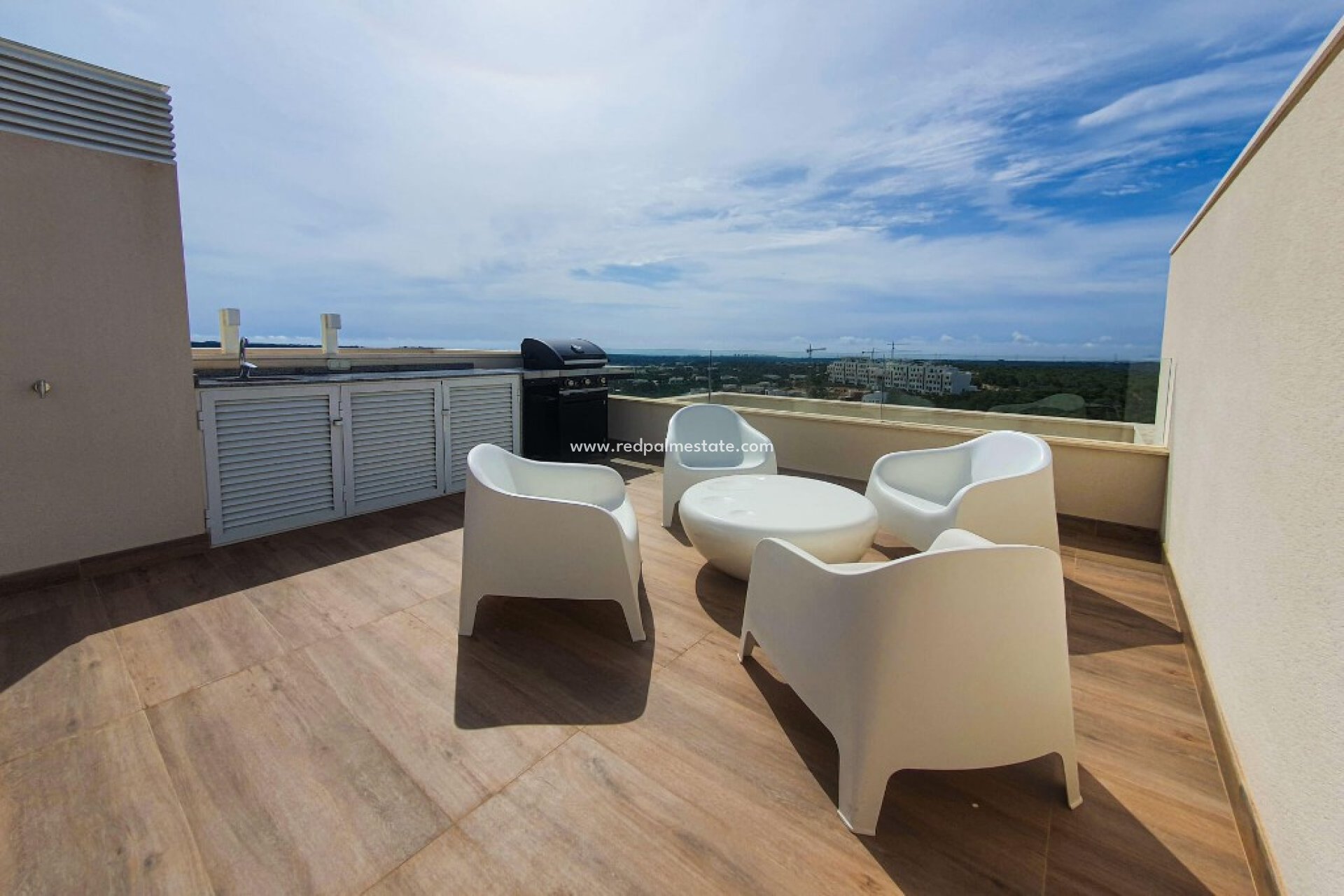 Resale - Apartments -
Las Colinas Golf