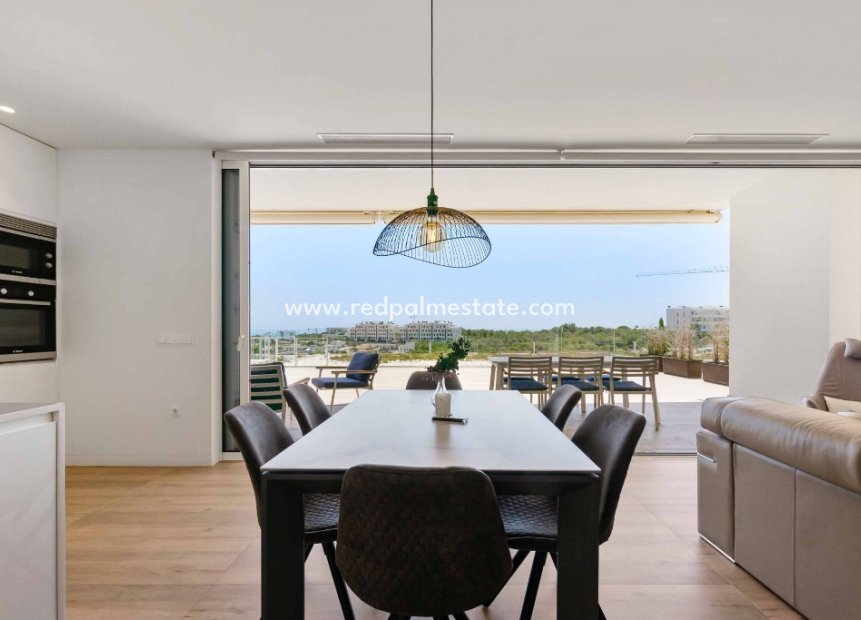 Resale - Apartments -
Las Colinas Golf