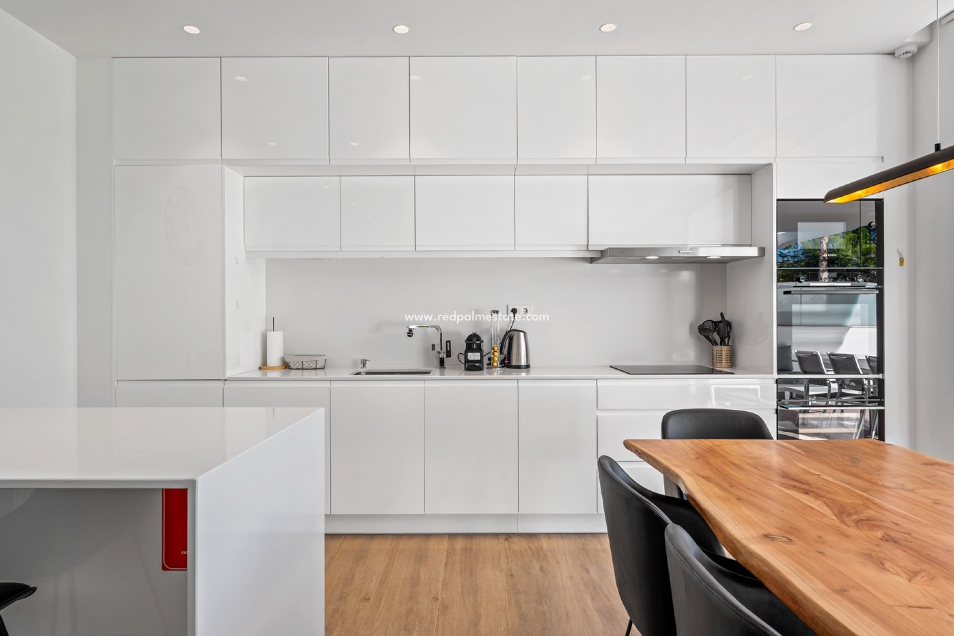 Resale - Apartments -
Las Colinas Golf