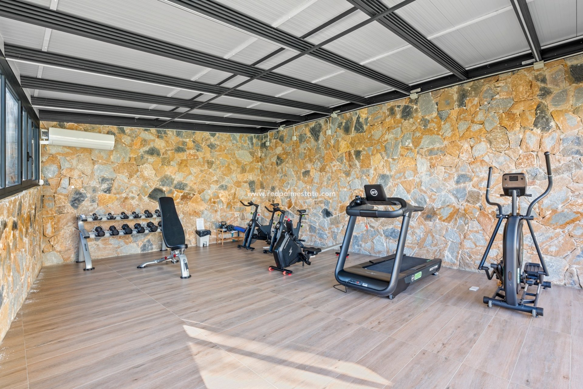 Resale - Apartments -
Las Colinas Golf