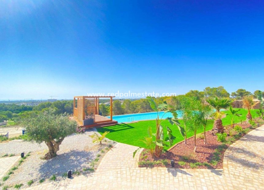 Resale - Apartments -
Las Colinas - Las Colinas Golf