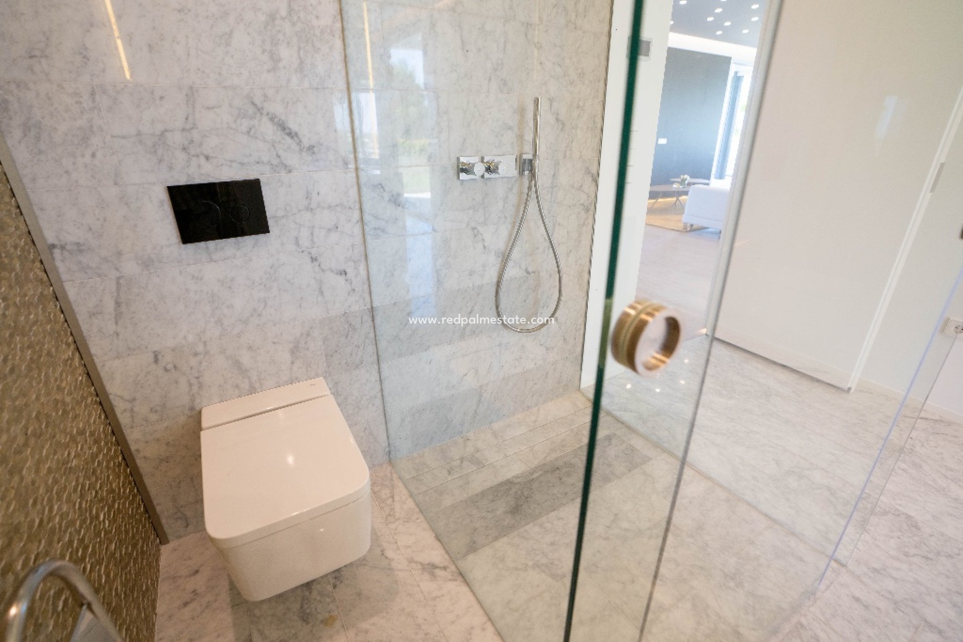 Resale - Apartments -
Las Colinas - Las Colinas Golf