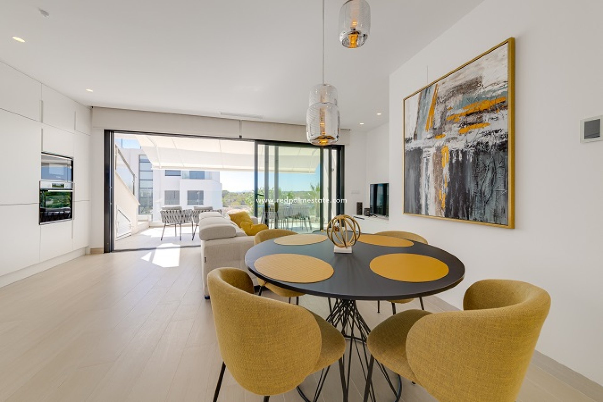 Resale - Apartments -
Las Colinas - Las Colinas Golf