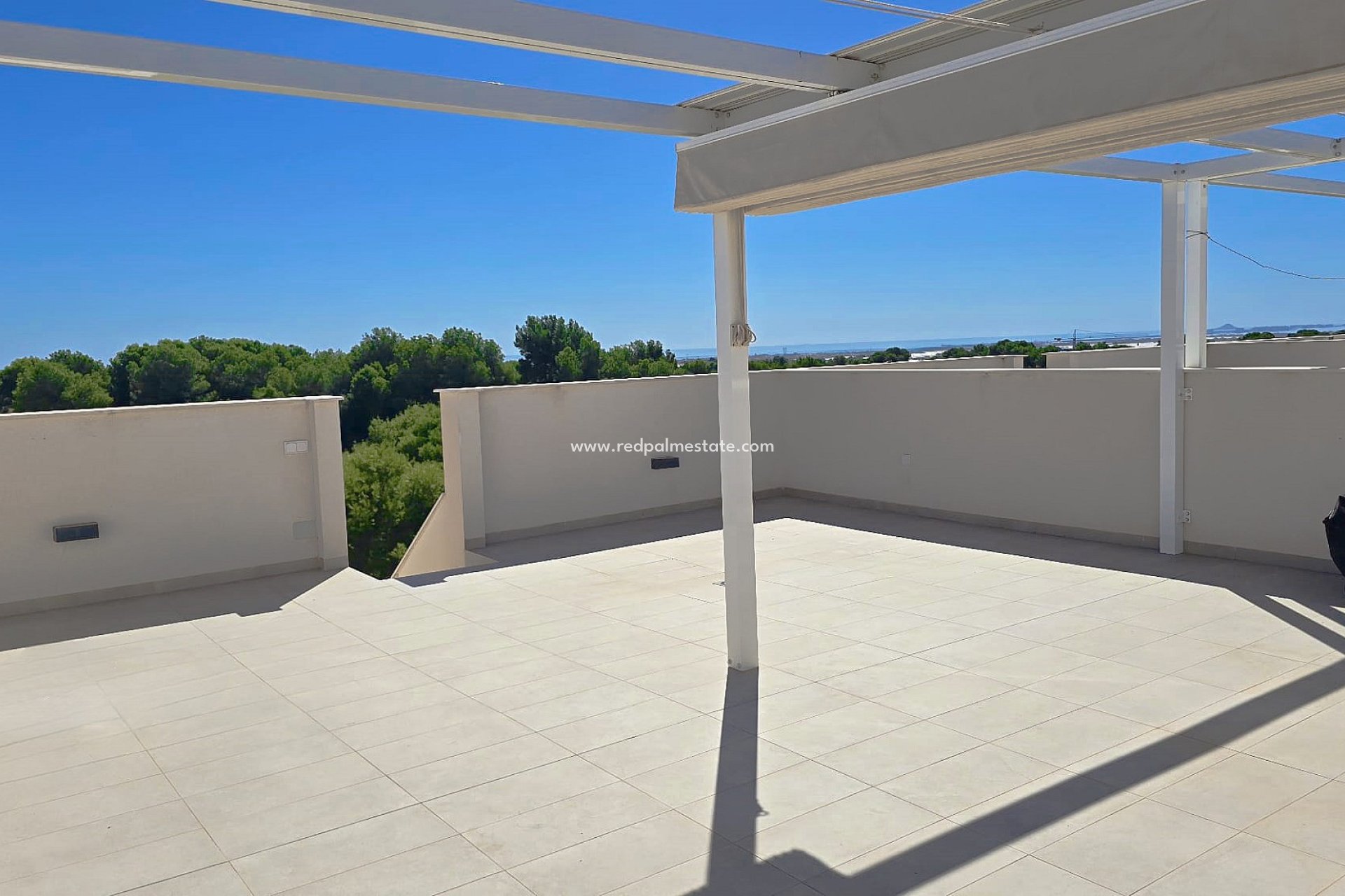 Resale - Apartments -
Lo Romero Golf Course - Inland